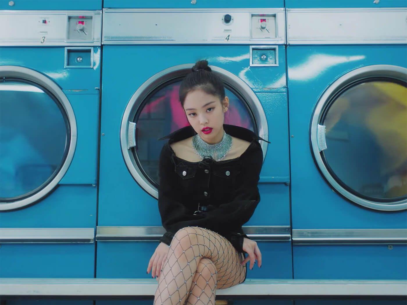 1400x1050 BLACKPINK's Jennie goes “Solo”