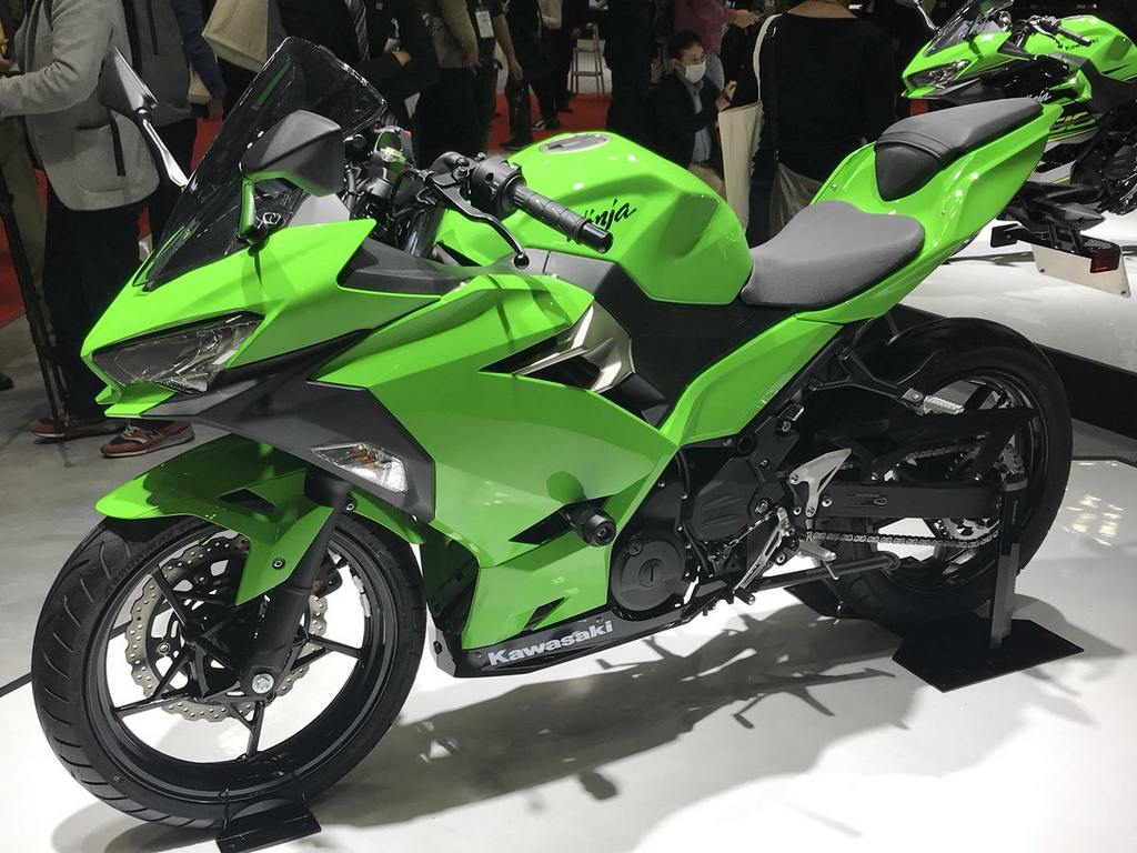 1024x768 Kawasaki Ninja 250 Revealed, Engine, Specs, Features