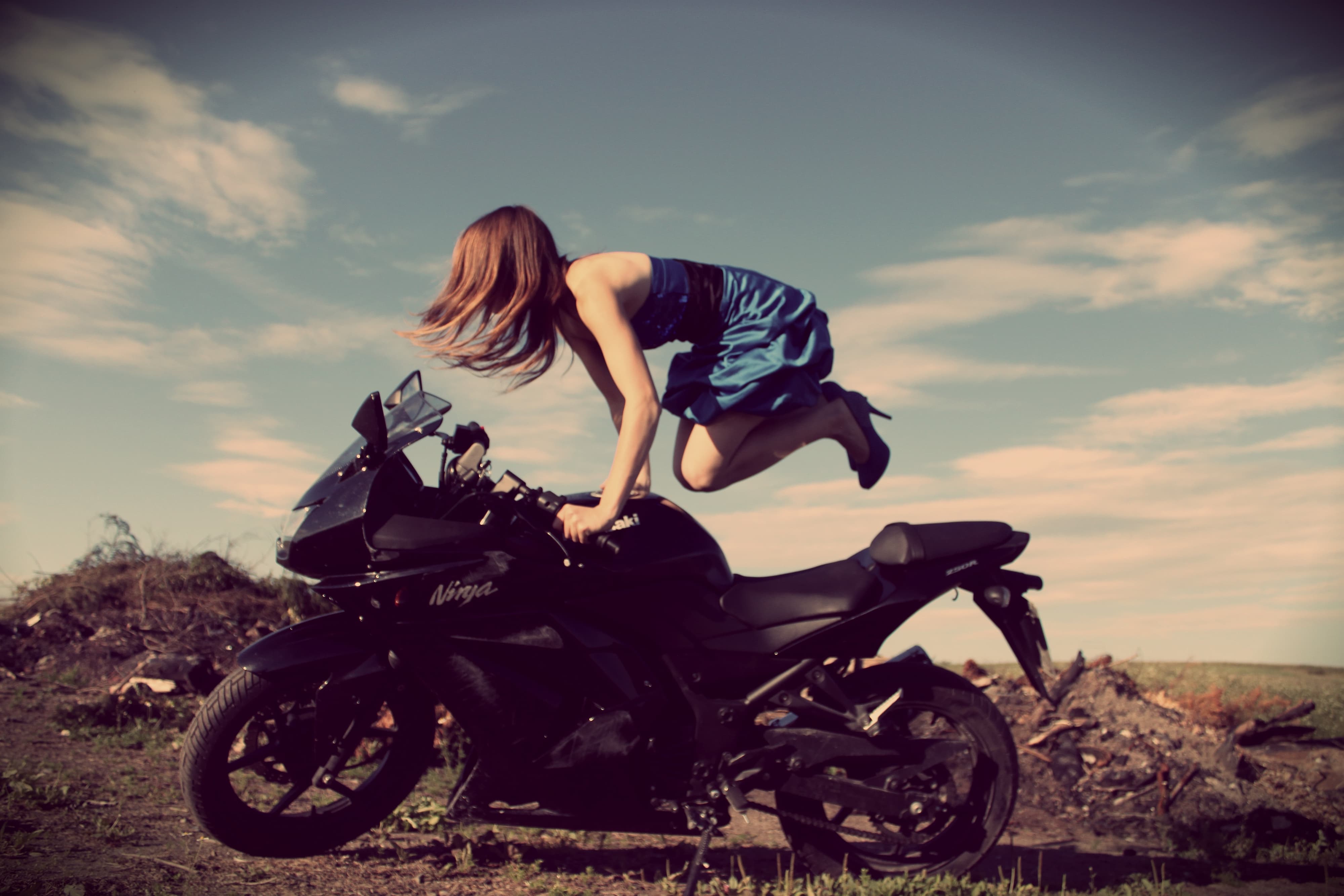 4000x2667 Kawasaki Ninja 250r Wallpaper, Image and Picture High Quality