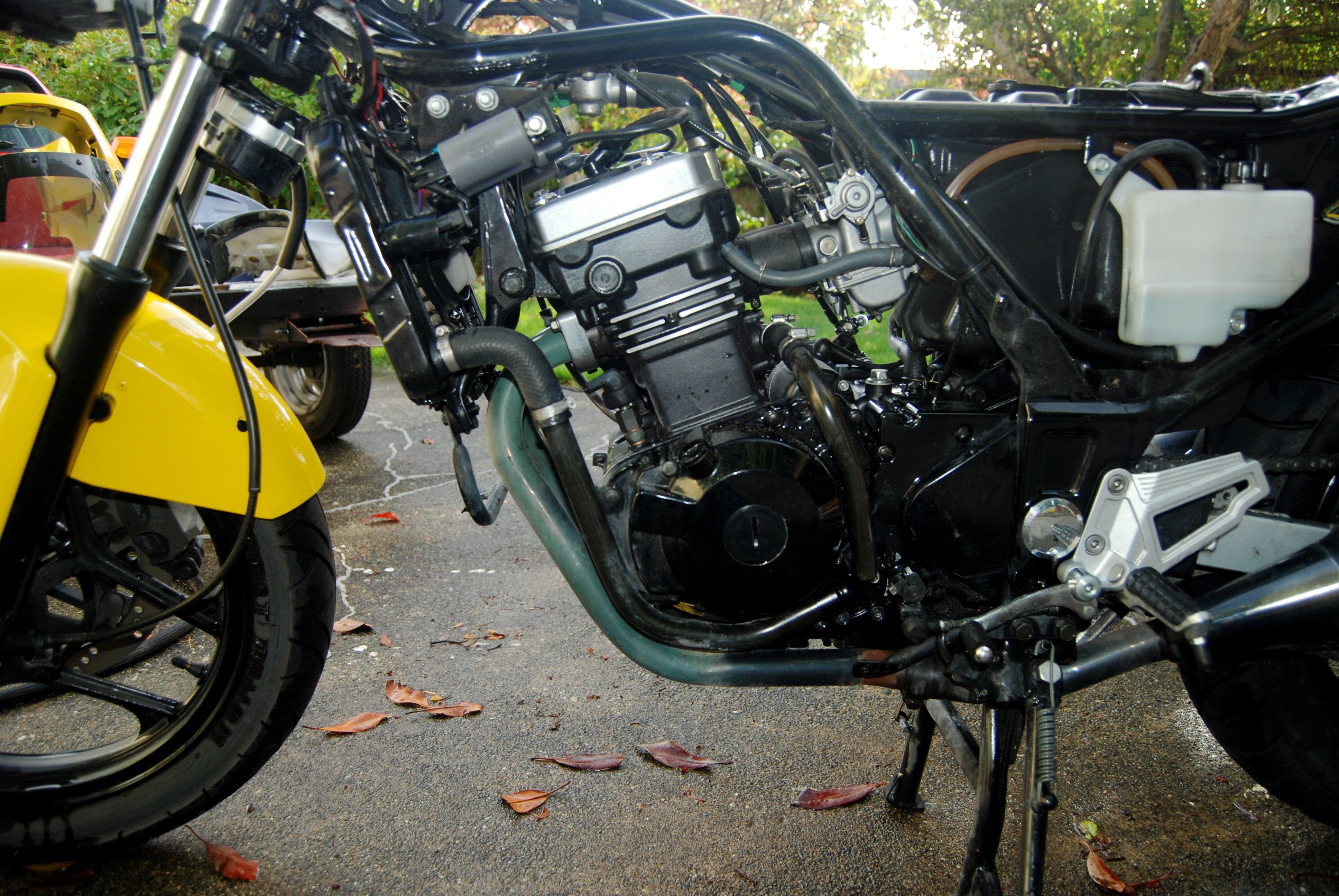 3872x2592 World Bikes: kawasaki ninja 250 engine wallpaper