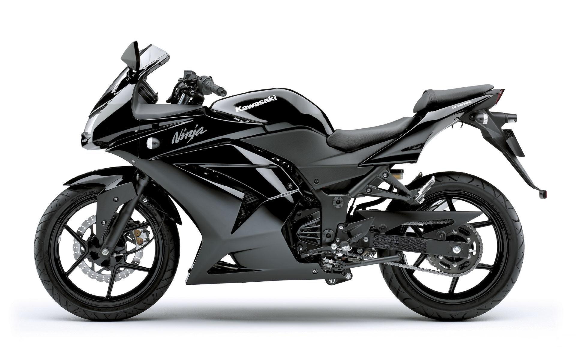 1920x1200 Kawasaki Ninja 250R Black Wallpaper