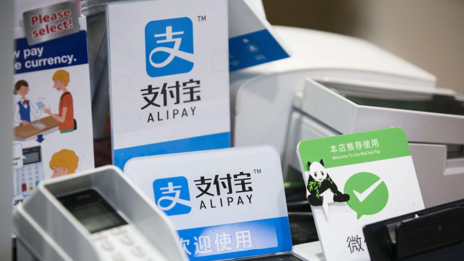 1600x900 Alipay, WeChat Pay allow tourists in China to use foreign cards