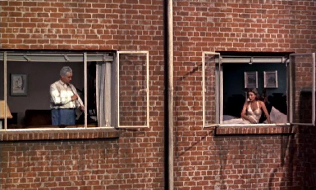 1333x803 Rear Window