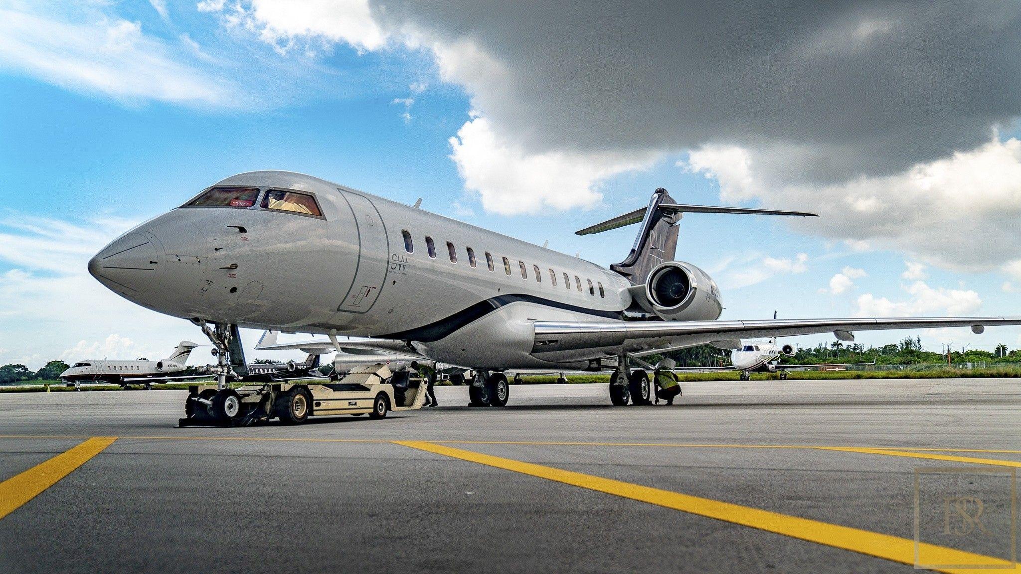 2048x1152 Private Jets Bombardier Global Express. For Super Rich