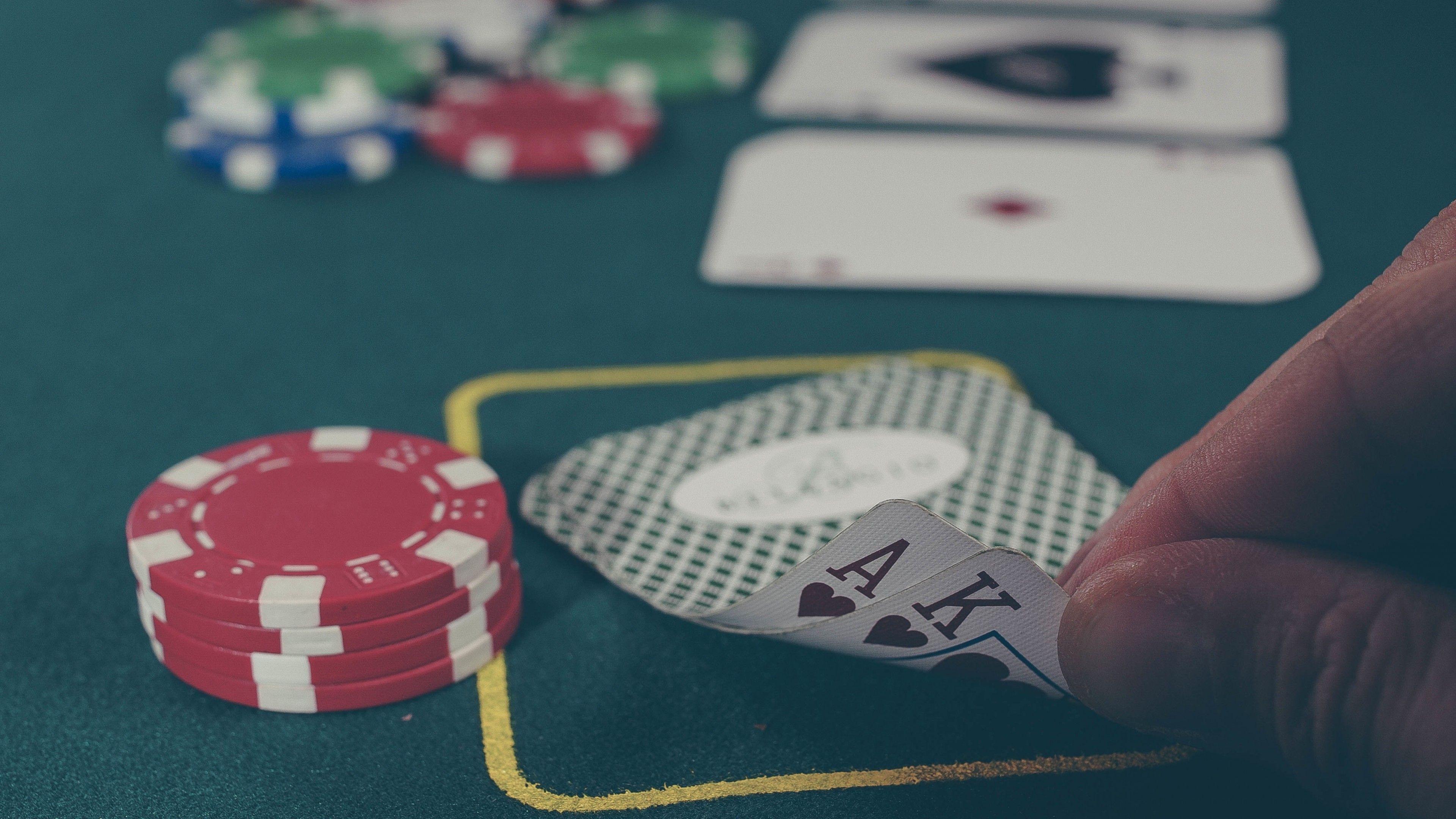 Poker 4k wallpapers top free poker 4k backgrounds wallpaperaccess