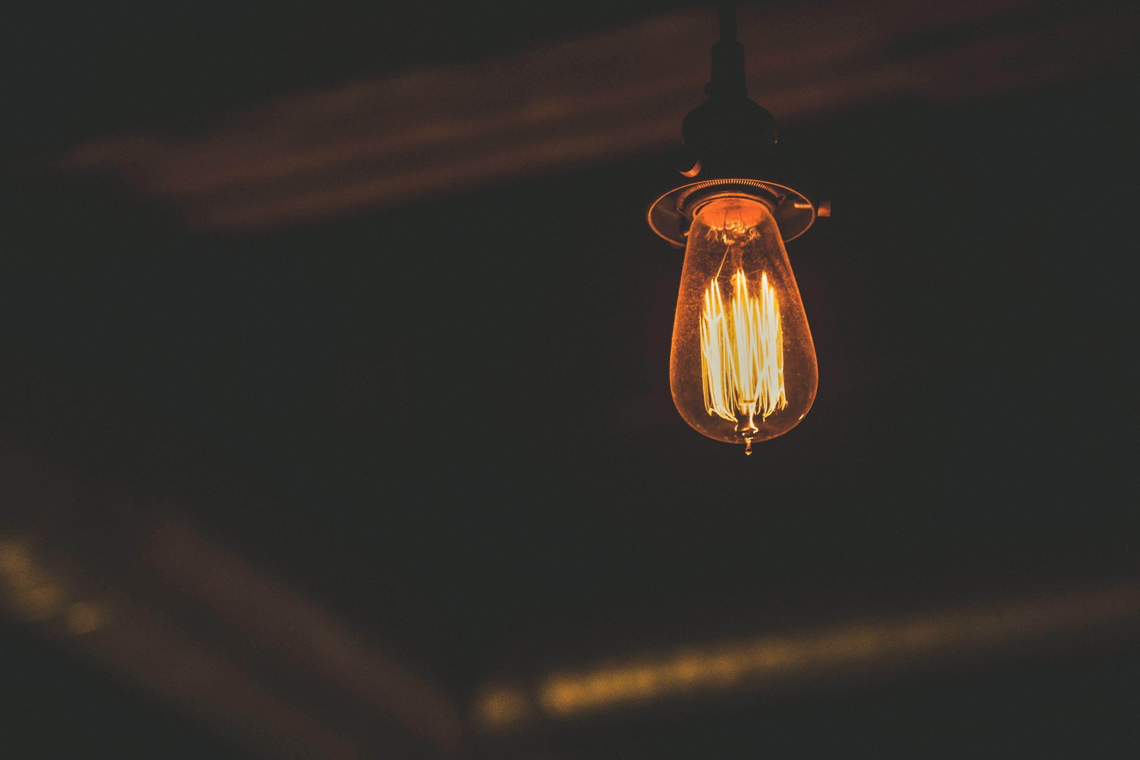 3840x2560 Wallpaper / lamp lightbulb source of illumination and light bulb HD 4k wallpaper