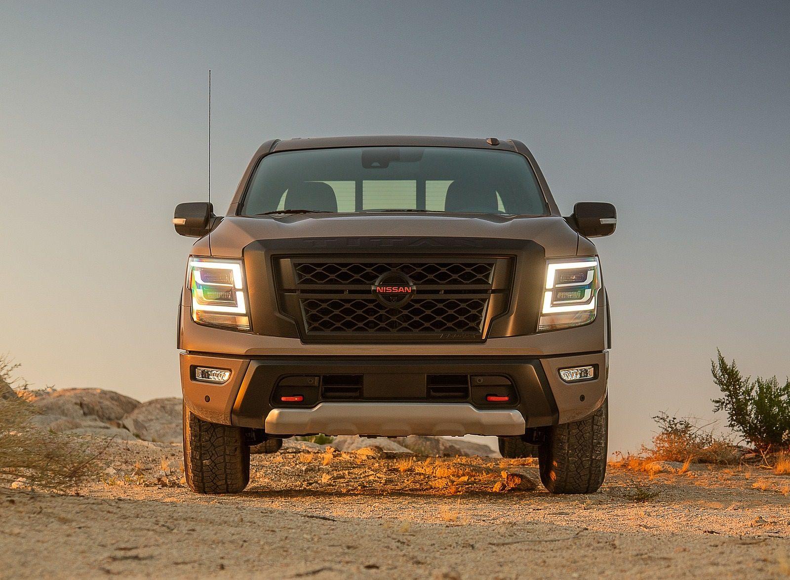 1600x1174 Nissan TITAN PRO 4X Front Wallpaper (9)