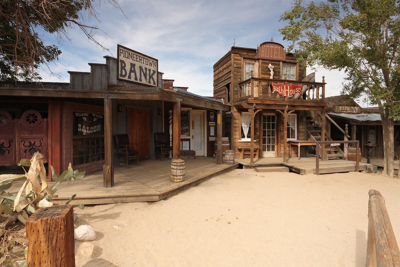 1600x1066 Wild West Wallpaper