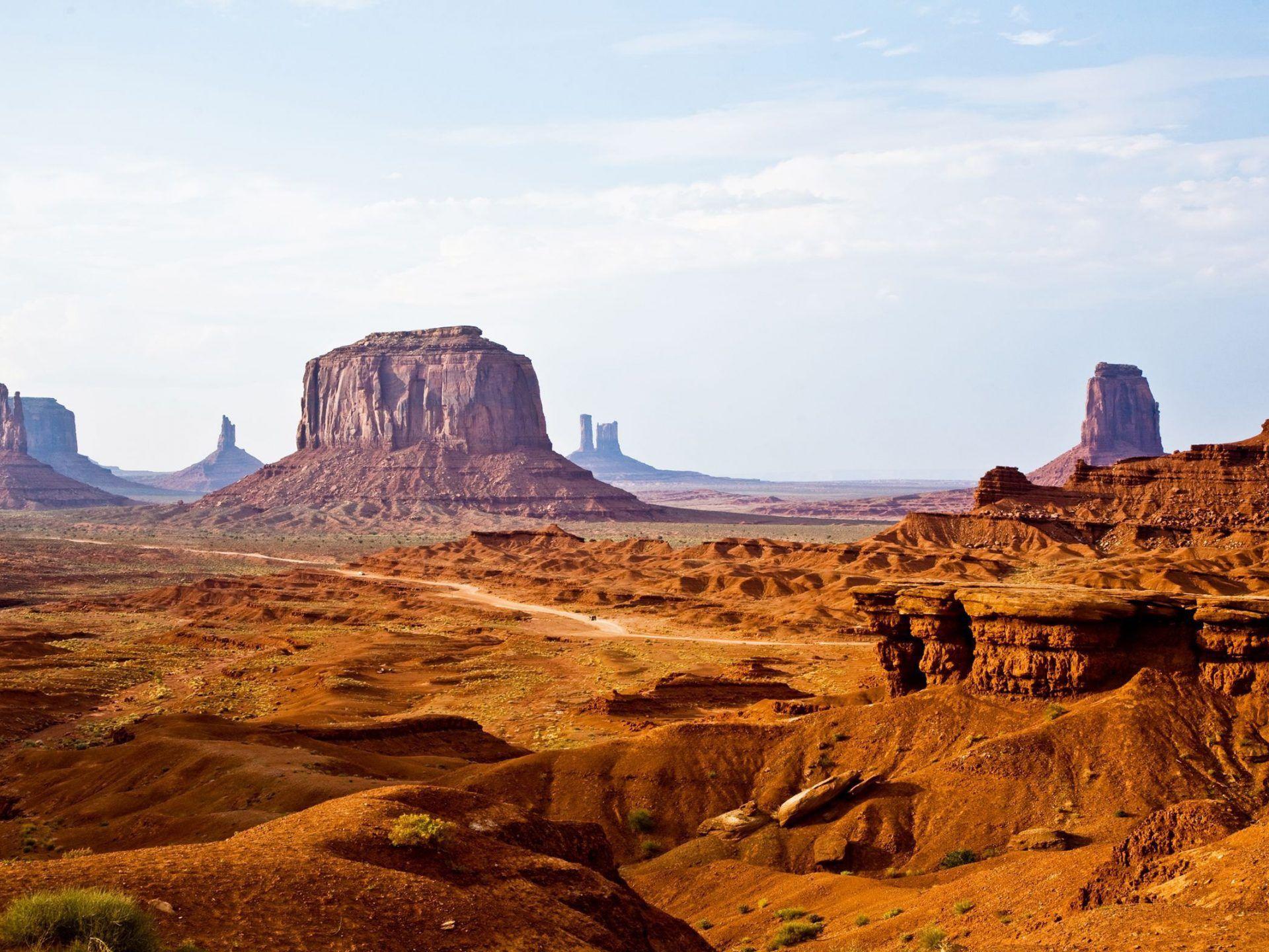 1920x1440 Wild West Desert Area In America Monument Valley Navajo Tribal Park In Arizona Usa Desktop Wallpaper HD 2560x1600 :