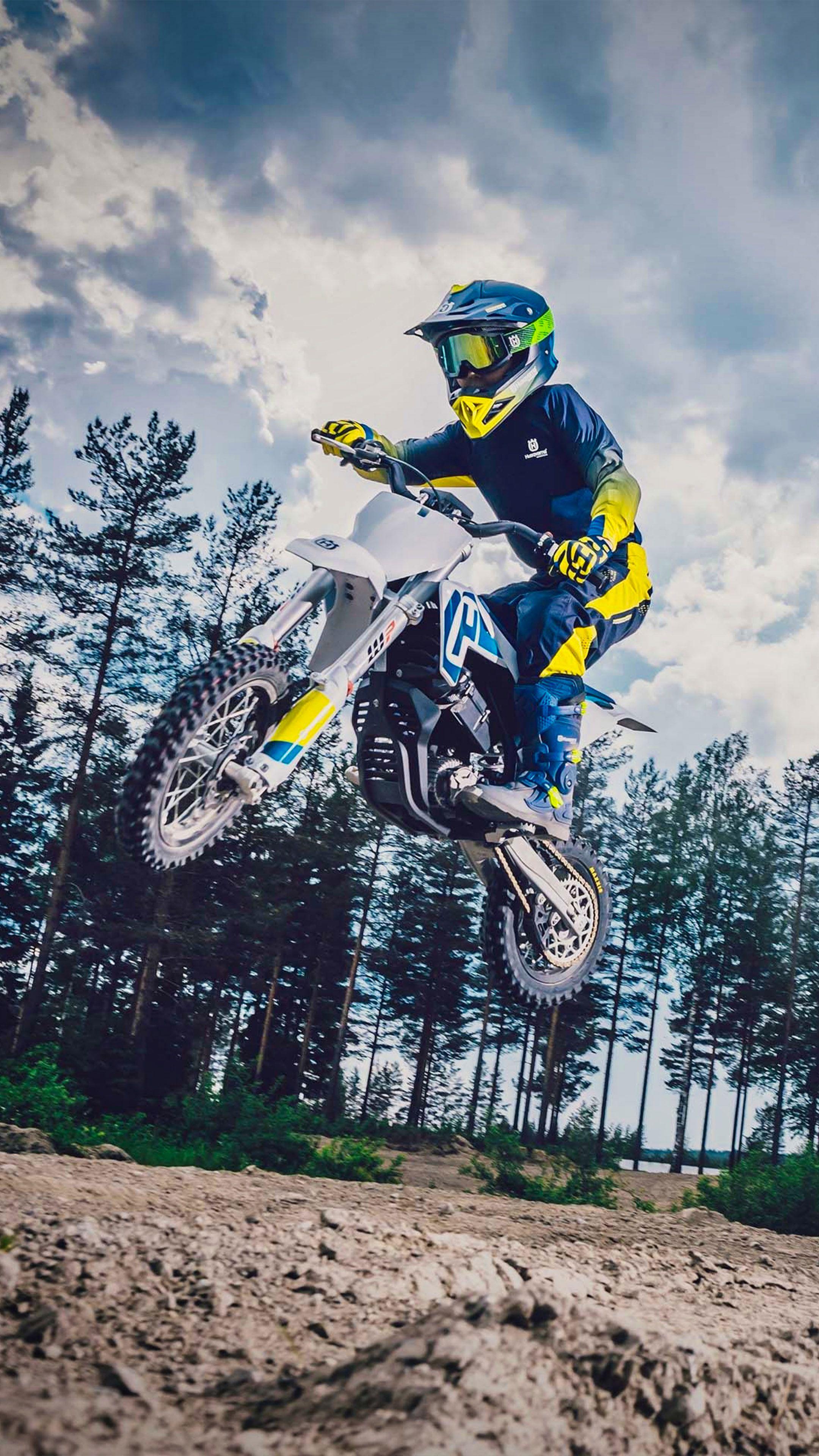 2160x3840 Dirt Bike Wallpaper & Background Download