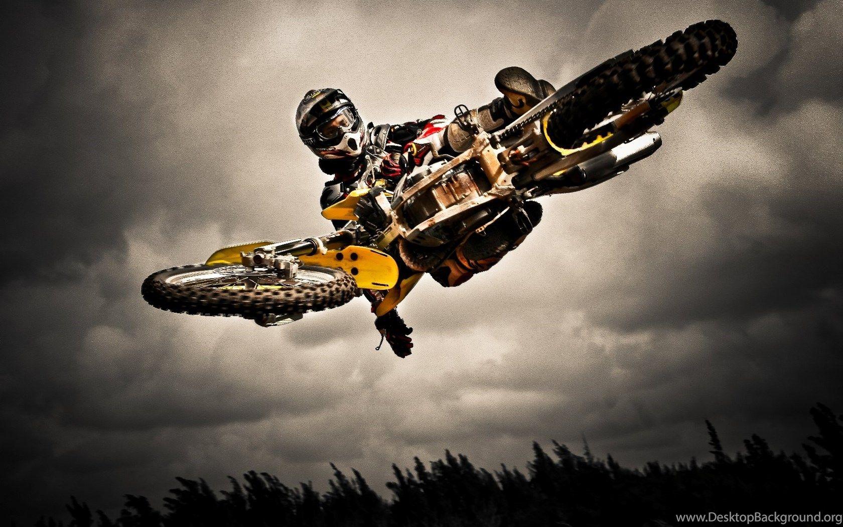 1680x1050 HD Dirt Bike Wallpaper And Photo Desktop Background