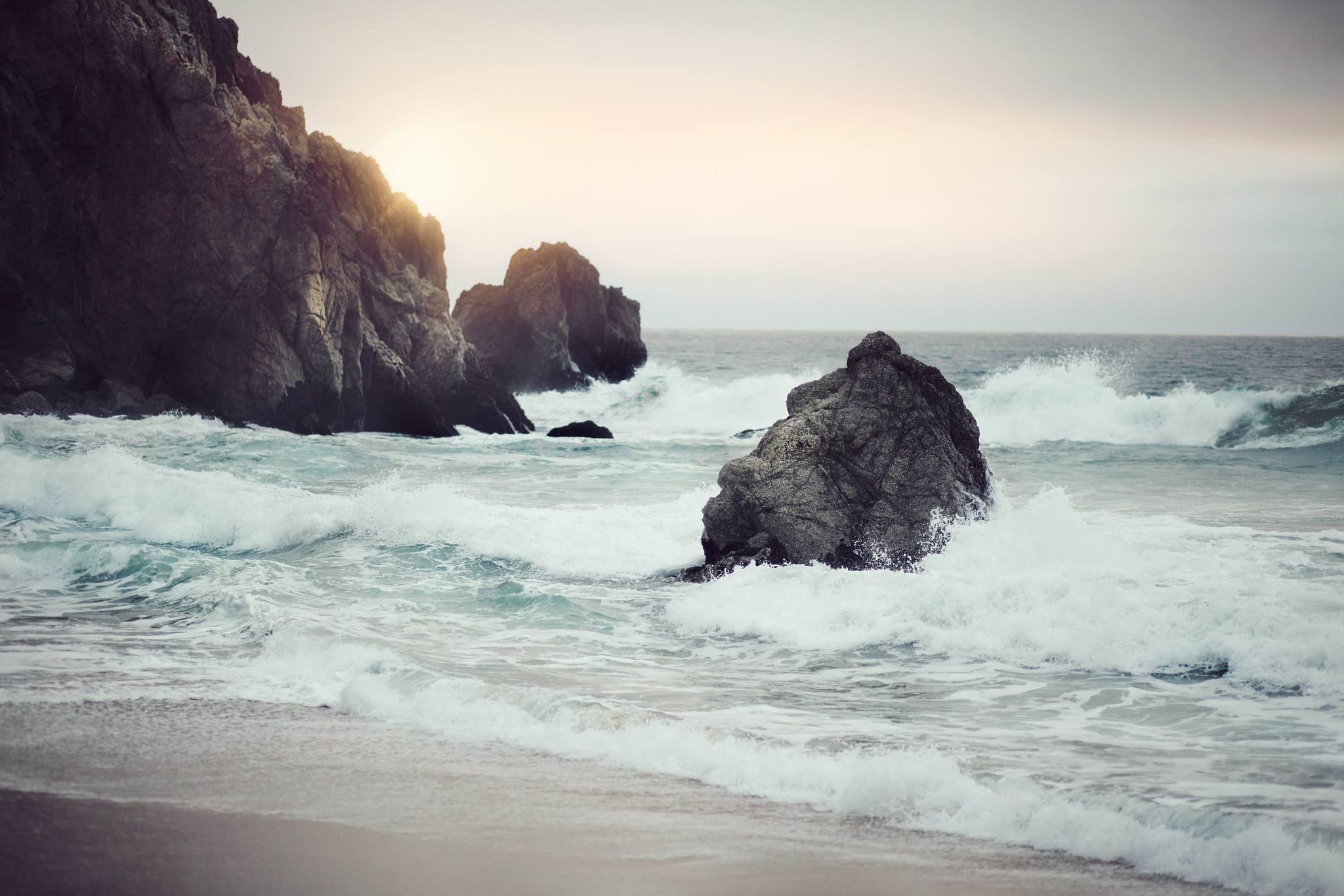 2048x1365 Waves Picture [HQ]. Download Free Image