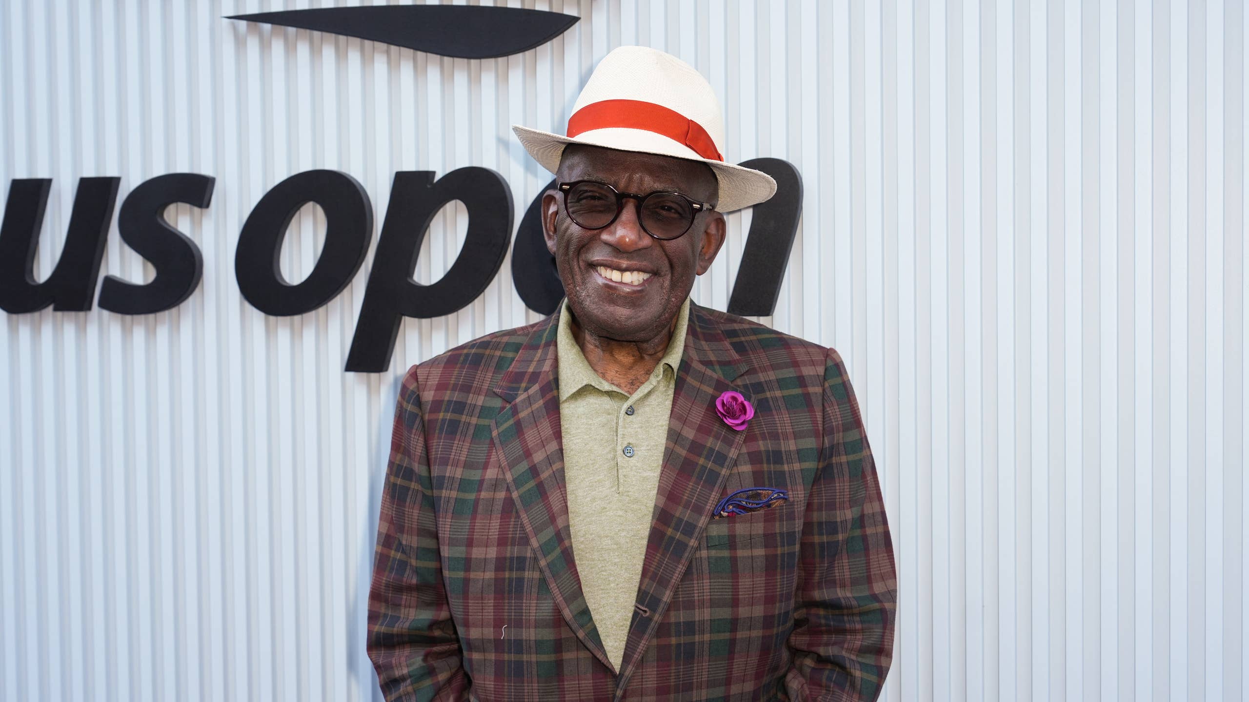 2560x1440 Howard Stern Gets Unexpected Al Roker Reaction After Asking About 'Weather Groupies''s Journal