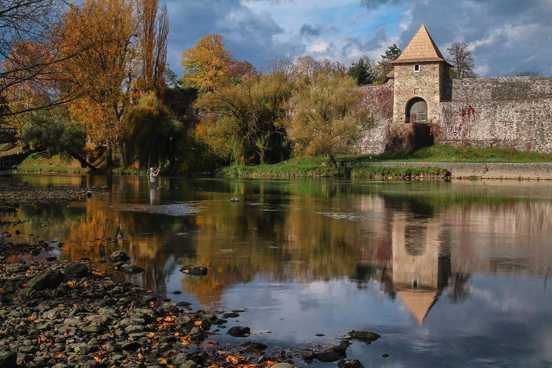 1920x1280 Tvrđava Kastel Banja