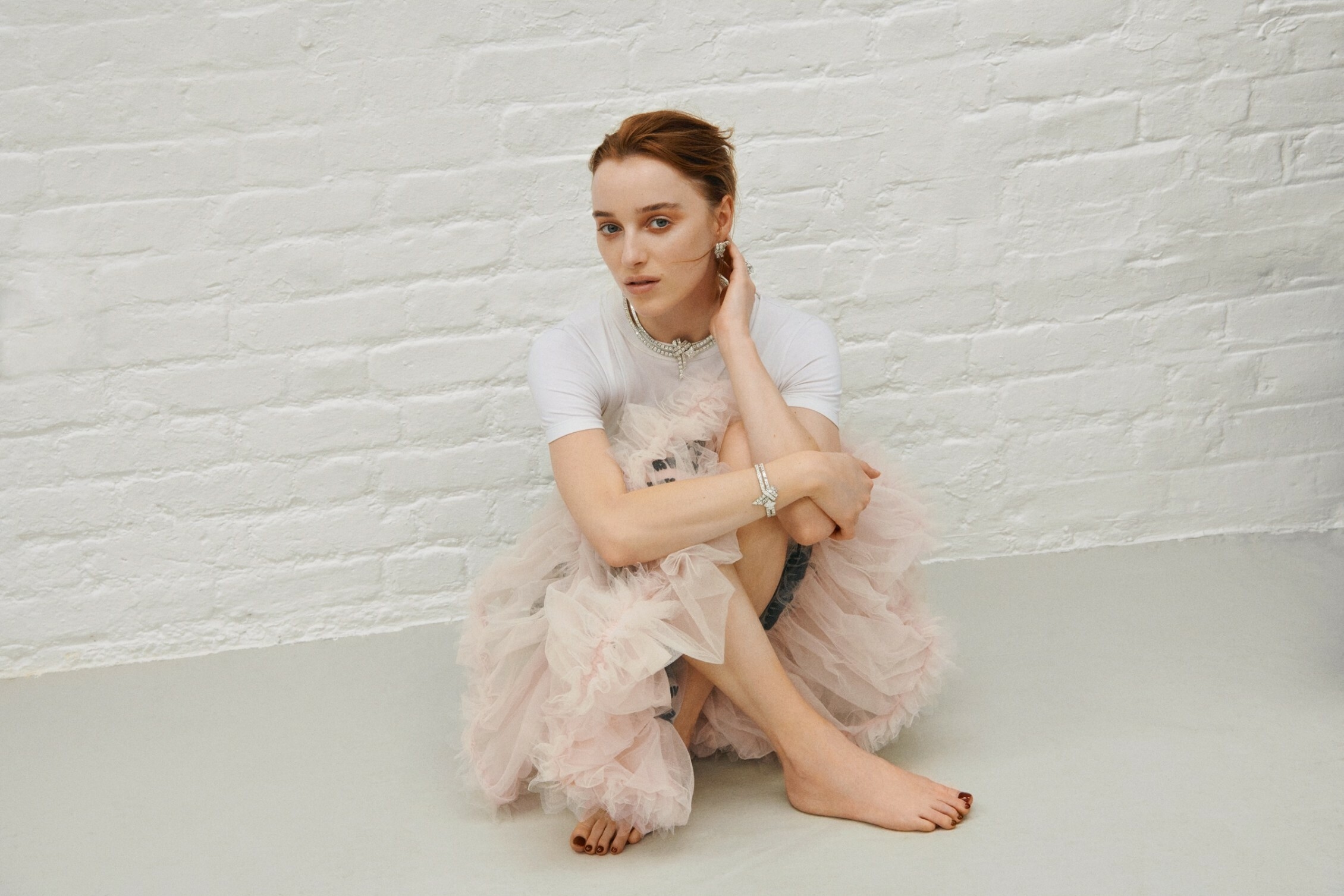 2260x1507 Phoebe Dynevor Actress 2021 Wallpaper, HD Celebrities 4K Wallpaper, Image and Background