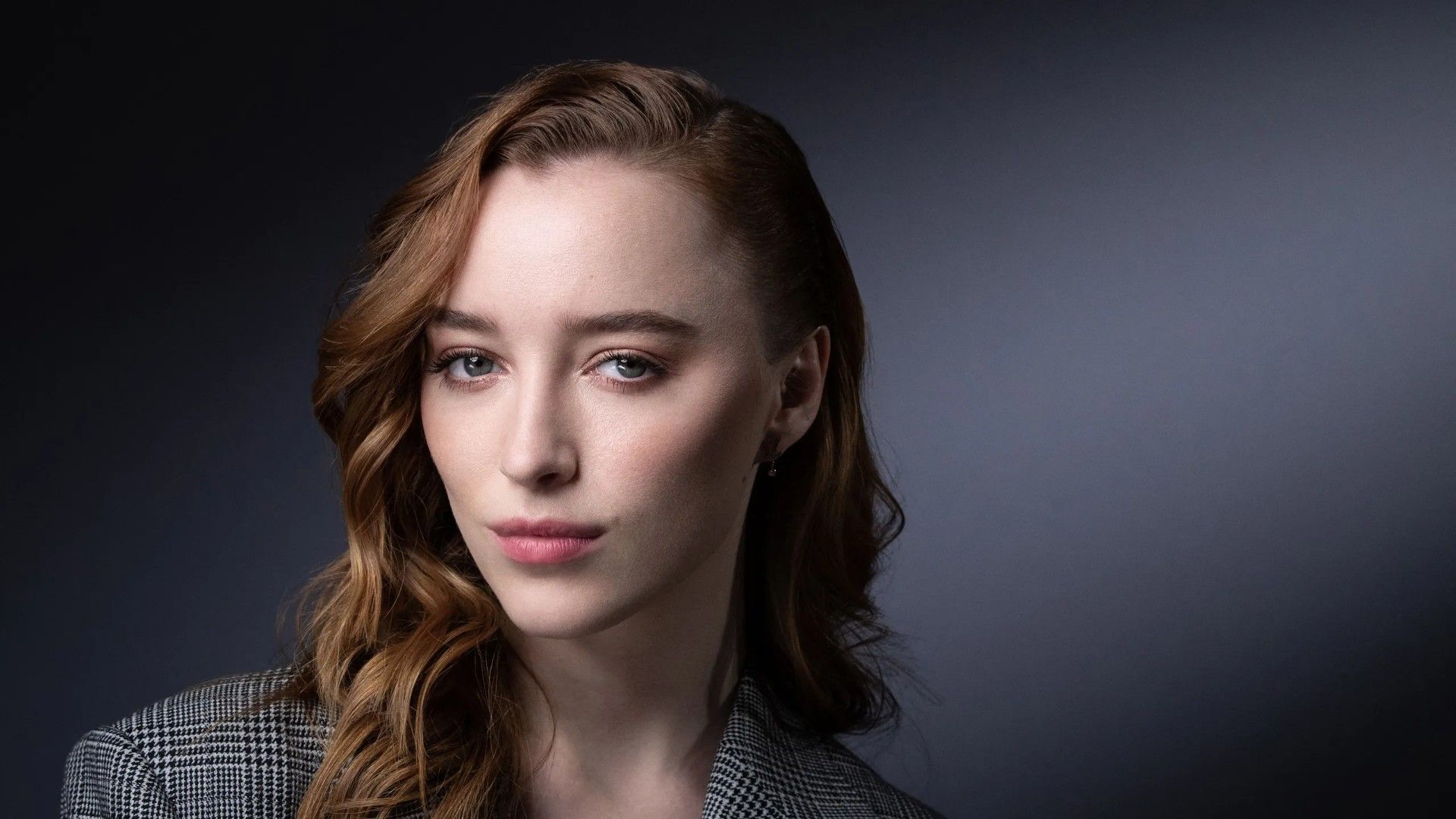 1920x1080 Phoebe Dynevor Wallpaper Phoebe Dynevor Wallpaper [ HQ ]