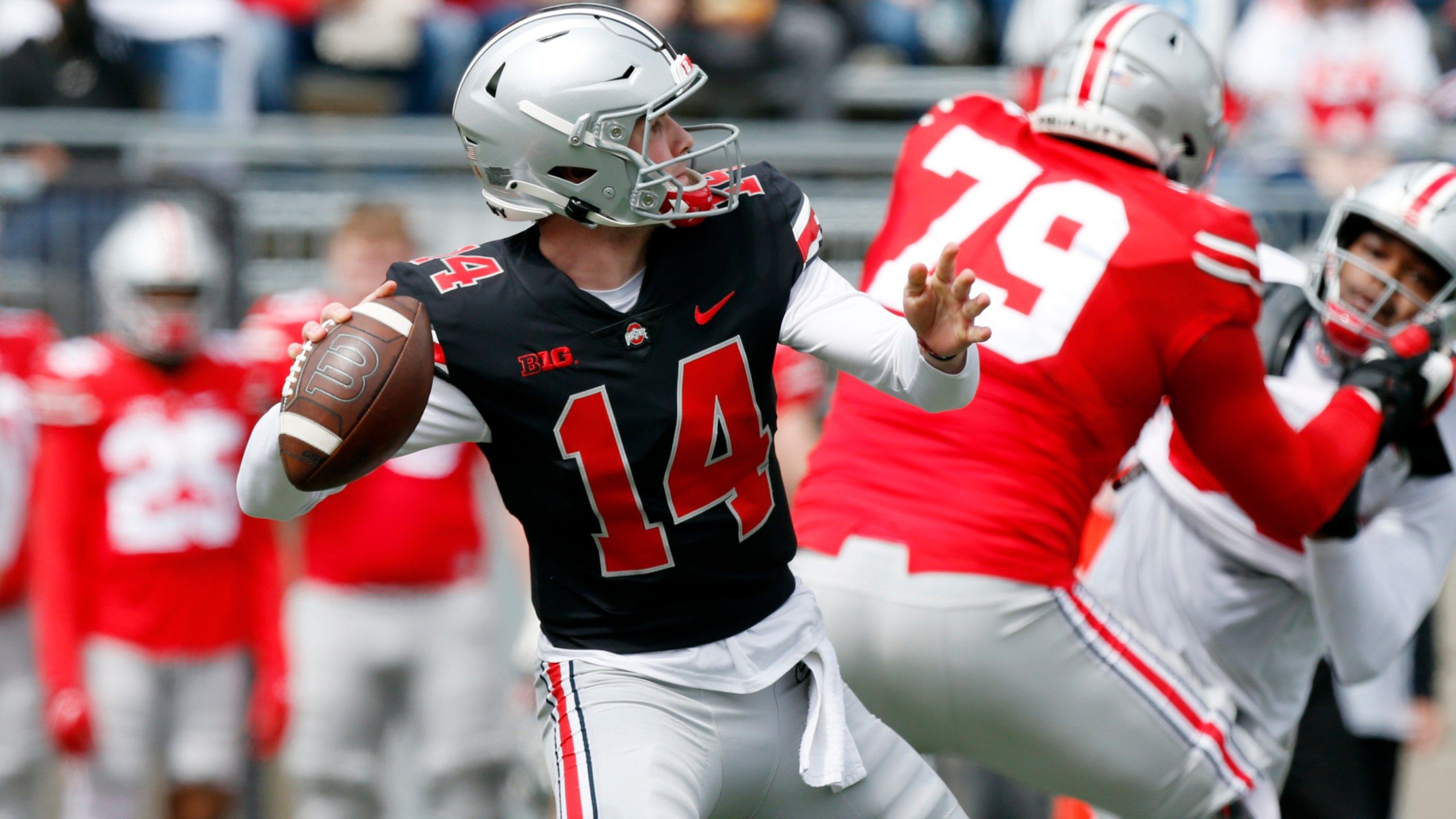 2560x1440 Ohio State quarterback derby to remain unsettled until fall
