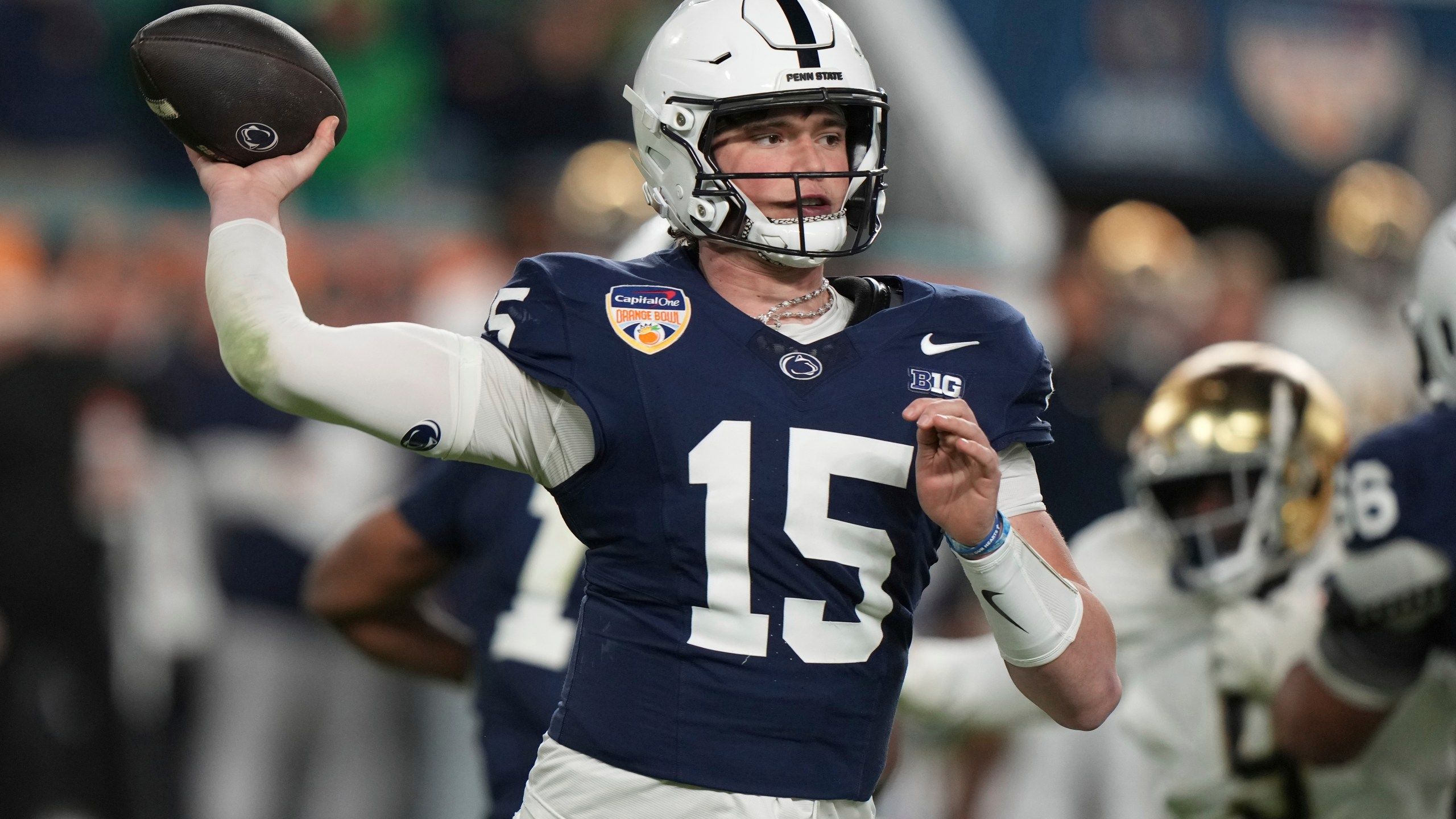 2560x1440 Penn State QB Drew Allar's late interception helps seal Notre Dame's win in Orange Bowl