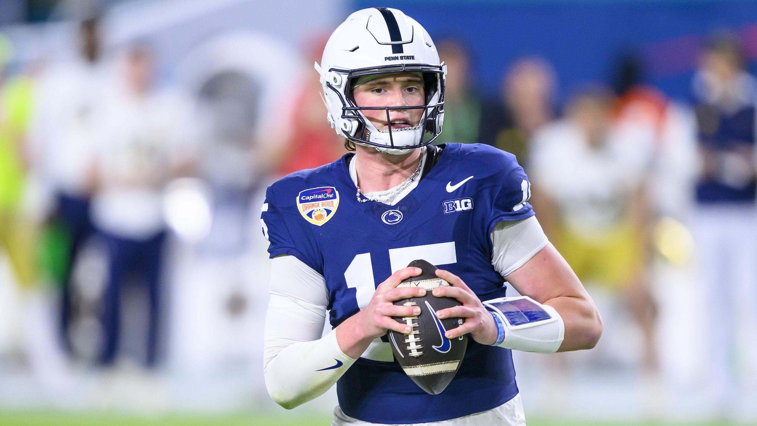 2560x1440 Penn State's Drew Allar Says It'd Be 'Special' to Be Drafted by Browns in Video