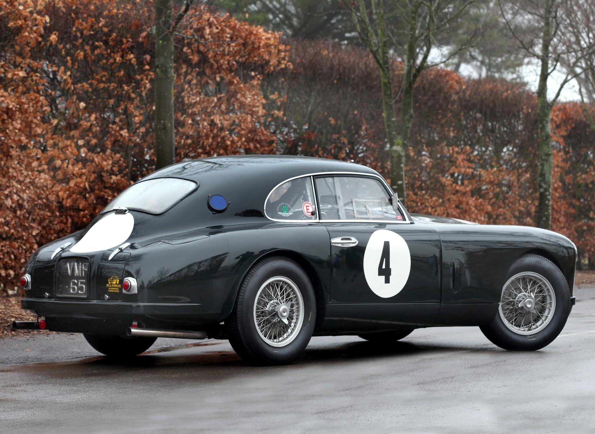 2048x1495 Aston Martin DB2 Team Car Wallpaper