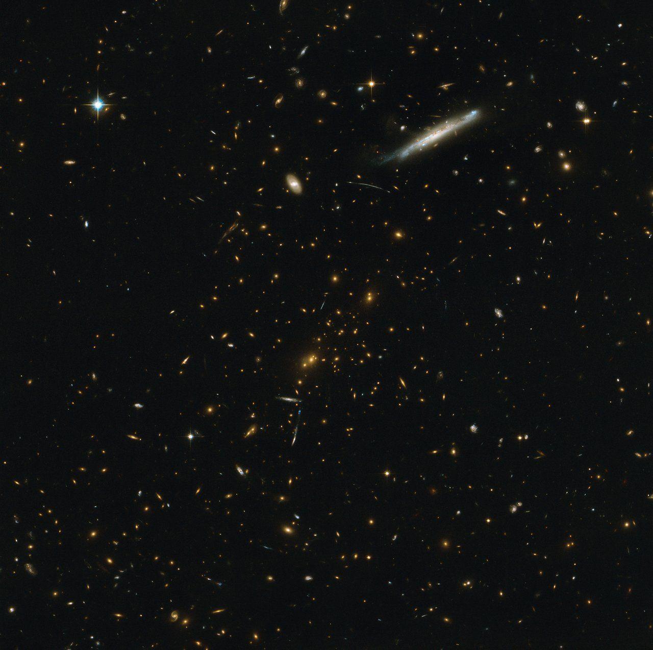 1280x1273 Galaxy Cluster RCS2 J2327