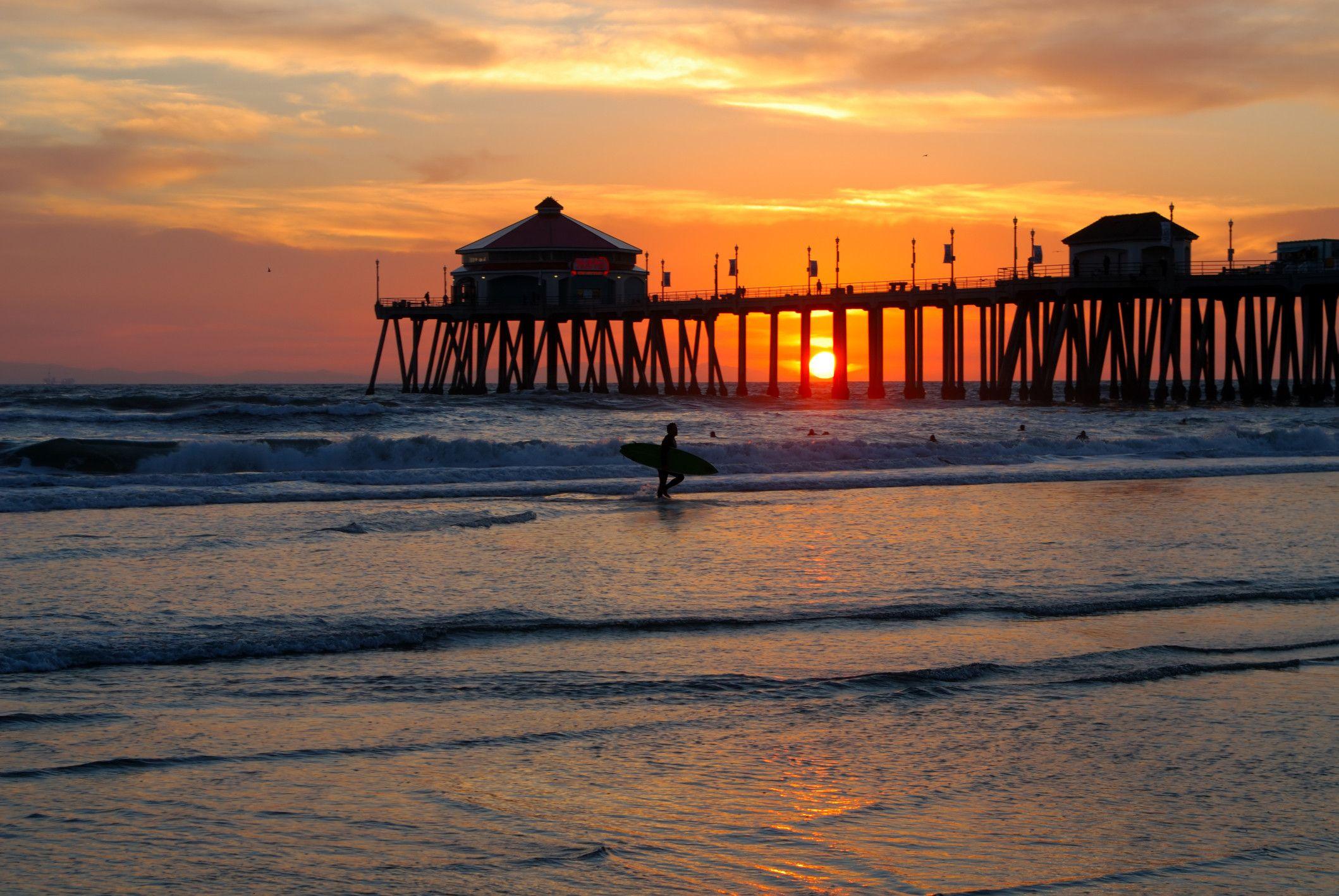 2118x1418 Huntington Beach Wallpaper