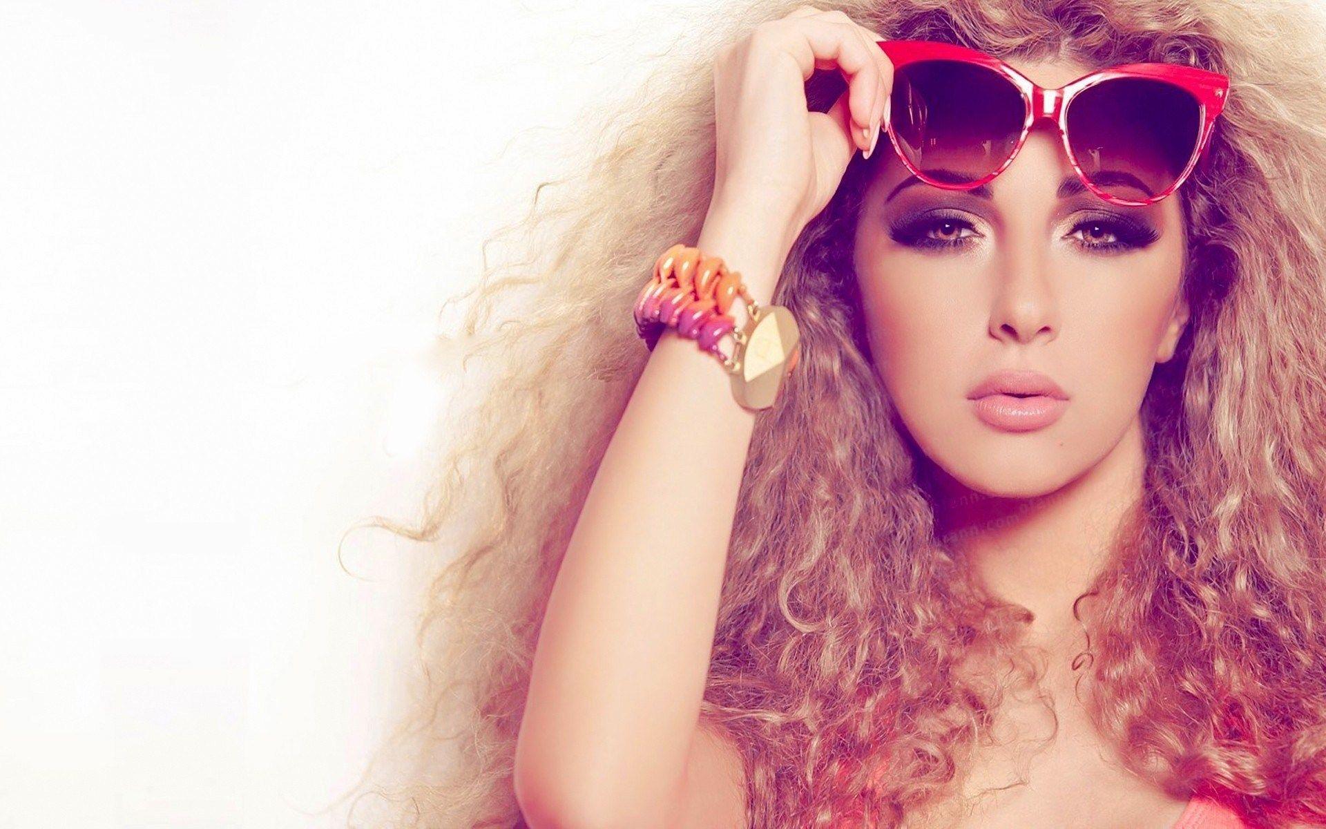 1920x1200 Fashion Style Wallpaper 1920x1200