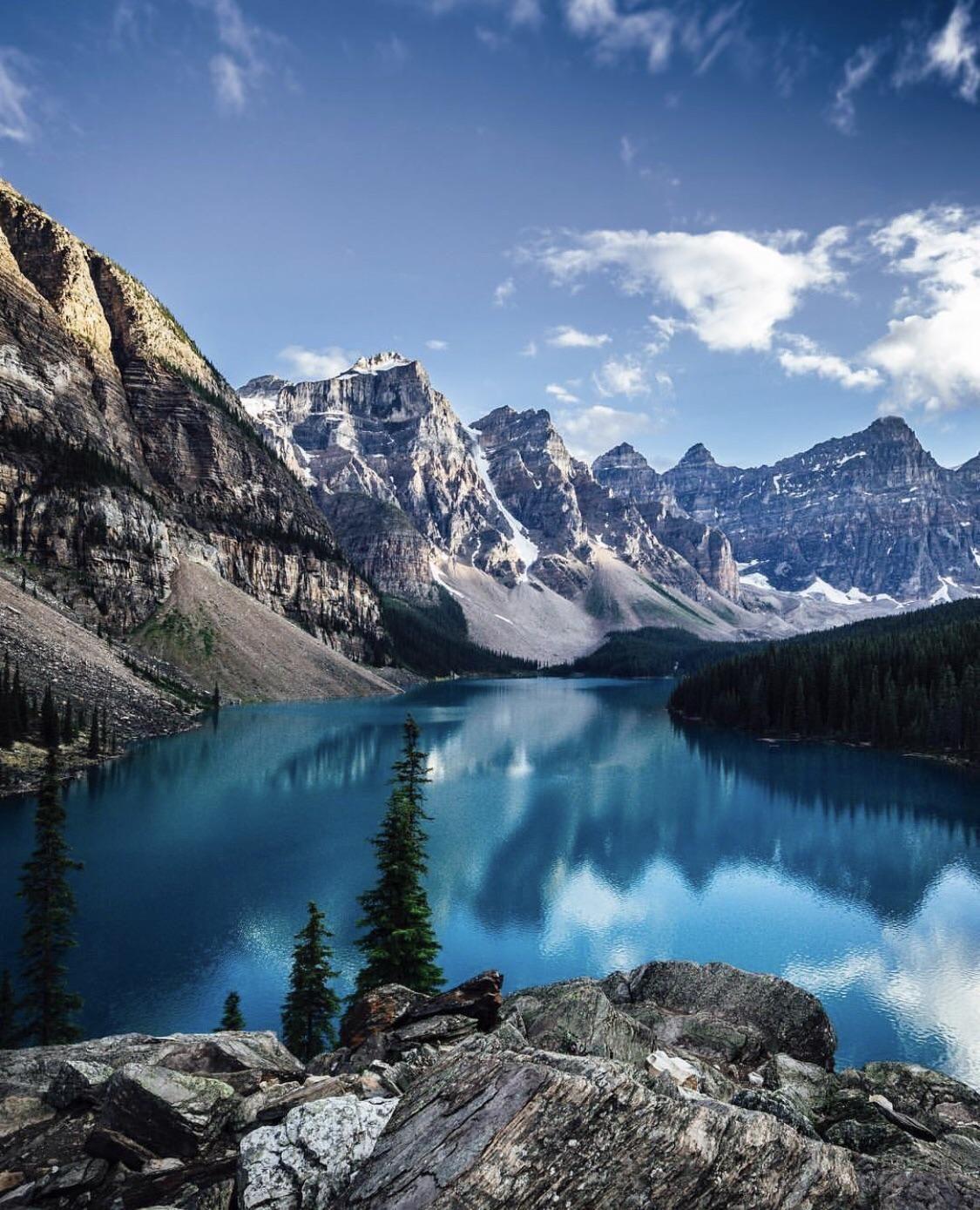 1125x1389 Moraine Lake Banff National Forrest [Peter McKinnon] 1500x900. Nature photography, Landscape photography, Photography themes