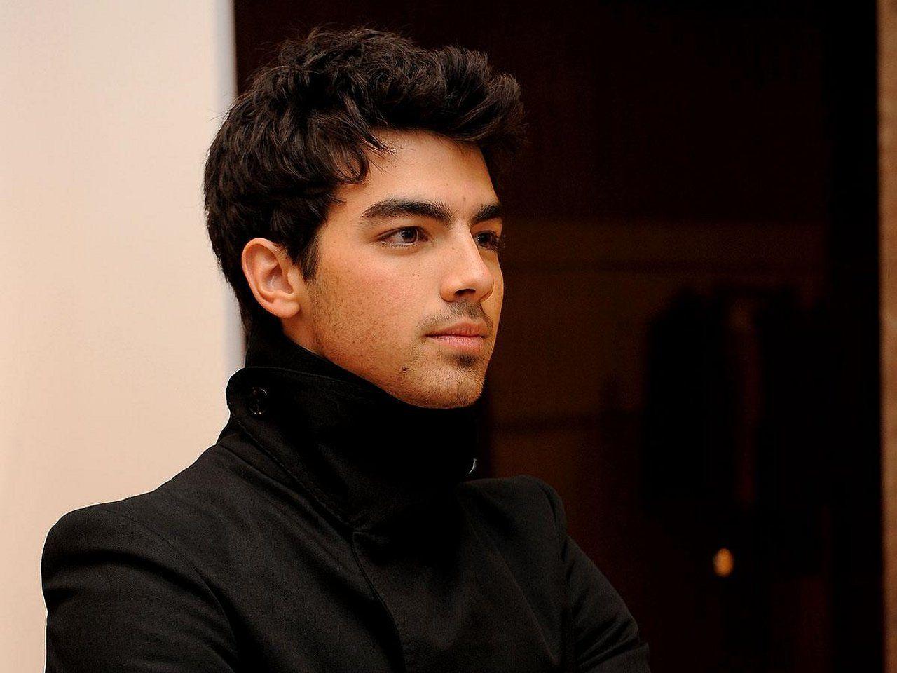 Joe Jonas Wallpapers - Top Free Joe Jonas Backgrounds - WallpaperAccess