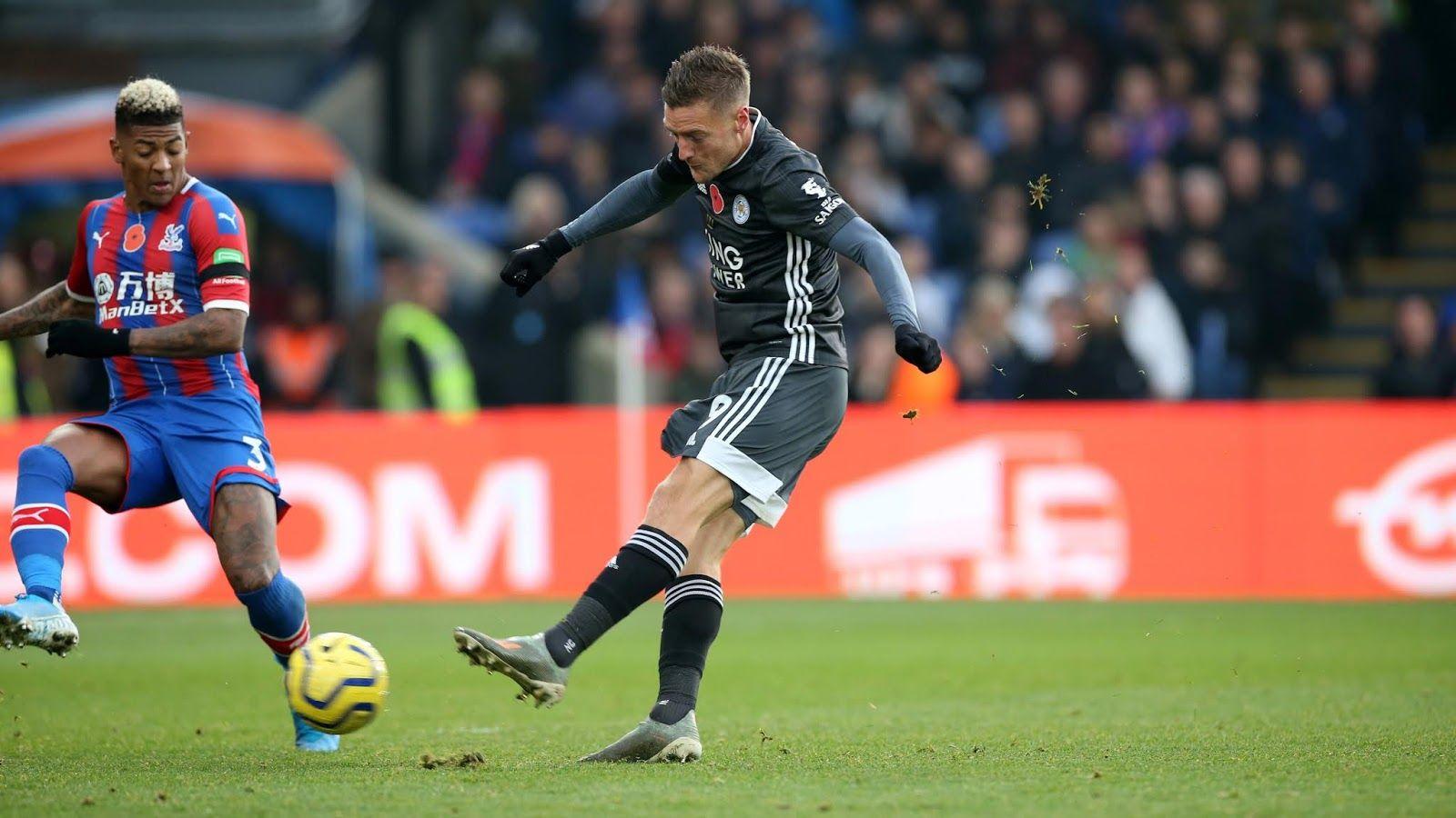 1600x900 Jamie Vardy Scoring His 10th Goal Of The Season For Vardy Vs Crystal Palace