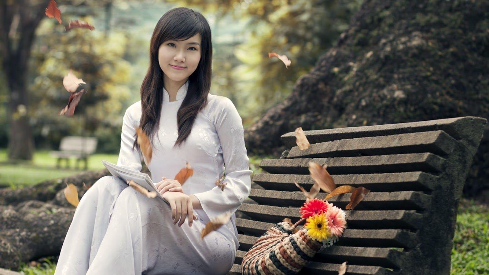 1600x900 Beautiful Vietnamese Girl with Ao Dai Wallpaper. Beautiful