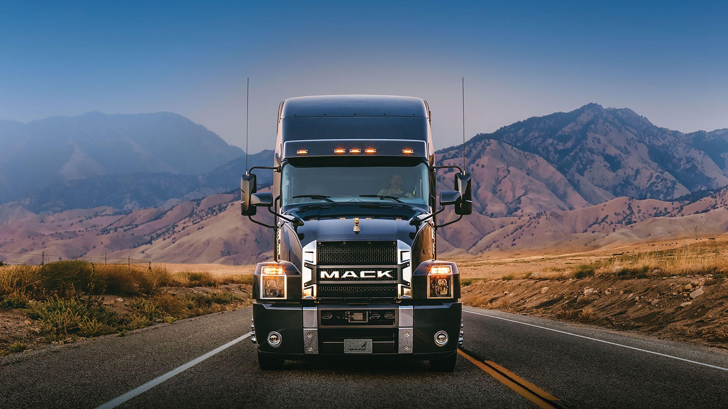 Mack Truck Wallpapers - Top Free Mack Truck Backgrounds - WallpaperAccess