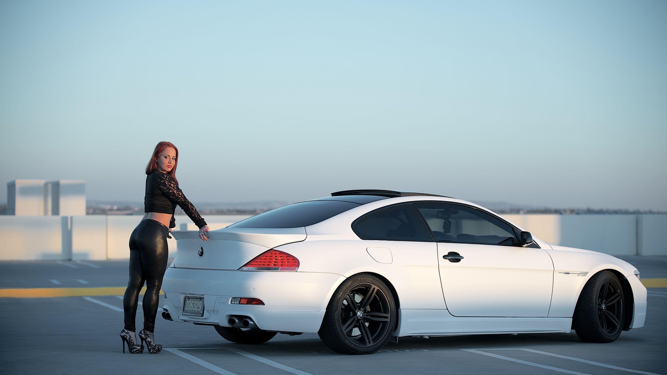 2560x1440 legs, white, e girl, bmw, m girl, rear view, bmw, white desktop wallpaper 14521