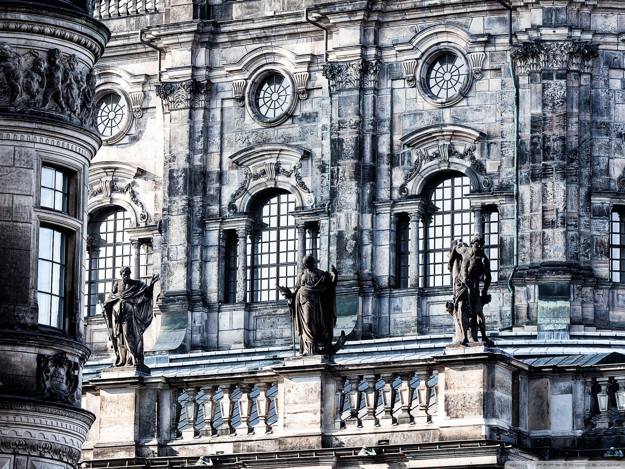 2048x1536 The Catholic Church Of The Royal Court Of Saxony ❤ 4K HD Desktop