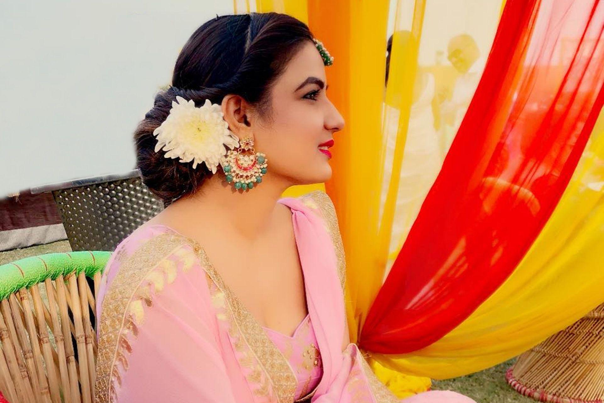 1920x1280 Actress Jasmin Bhasin High Definition Wallpaper 36334