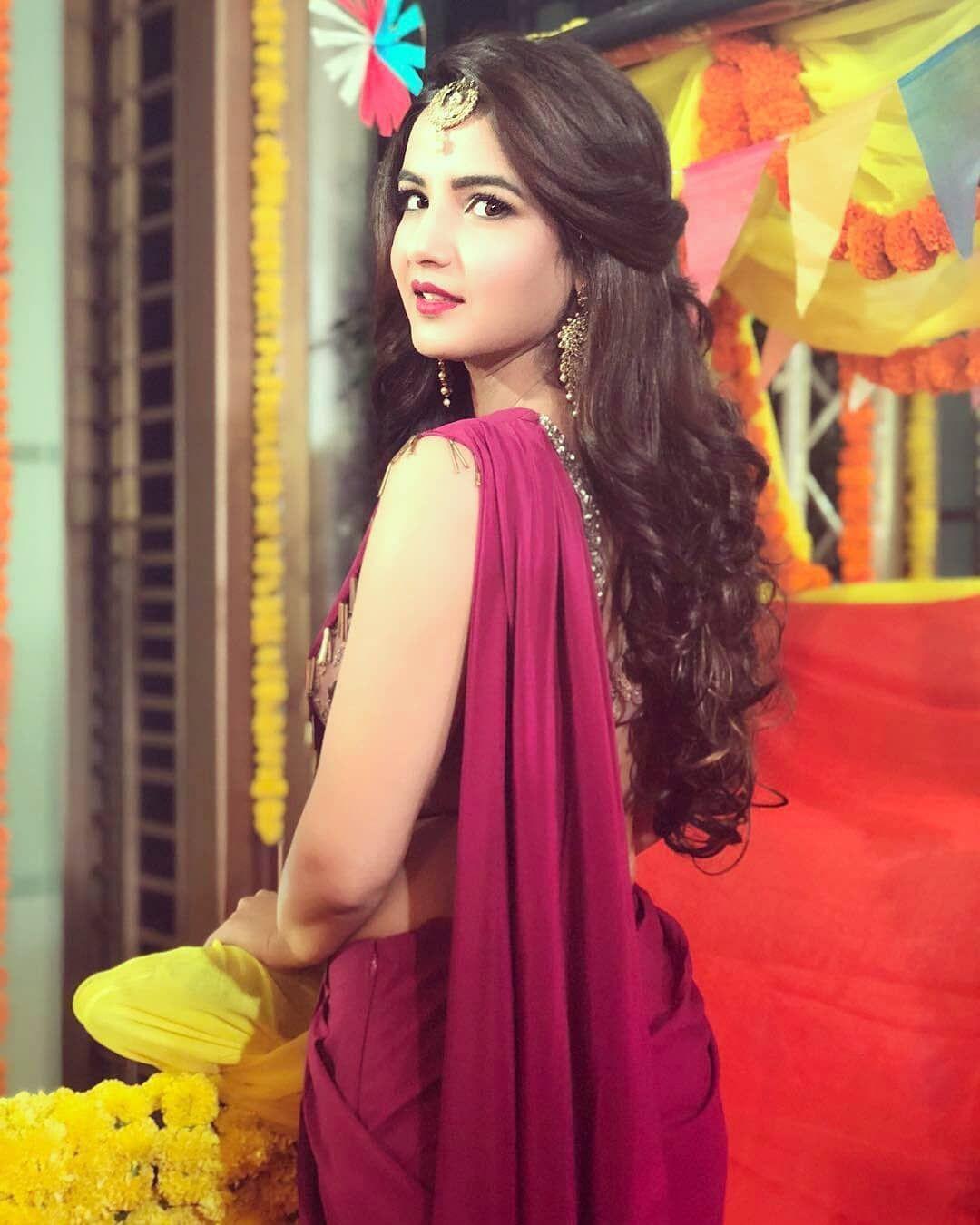 1080x1350 Bollywood Actresses In Sarees