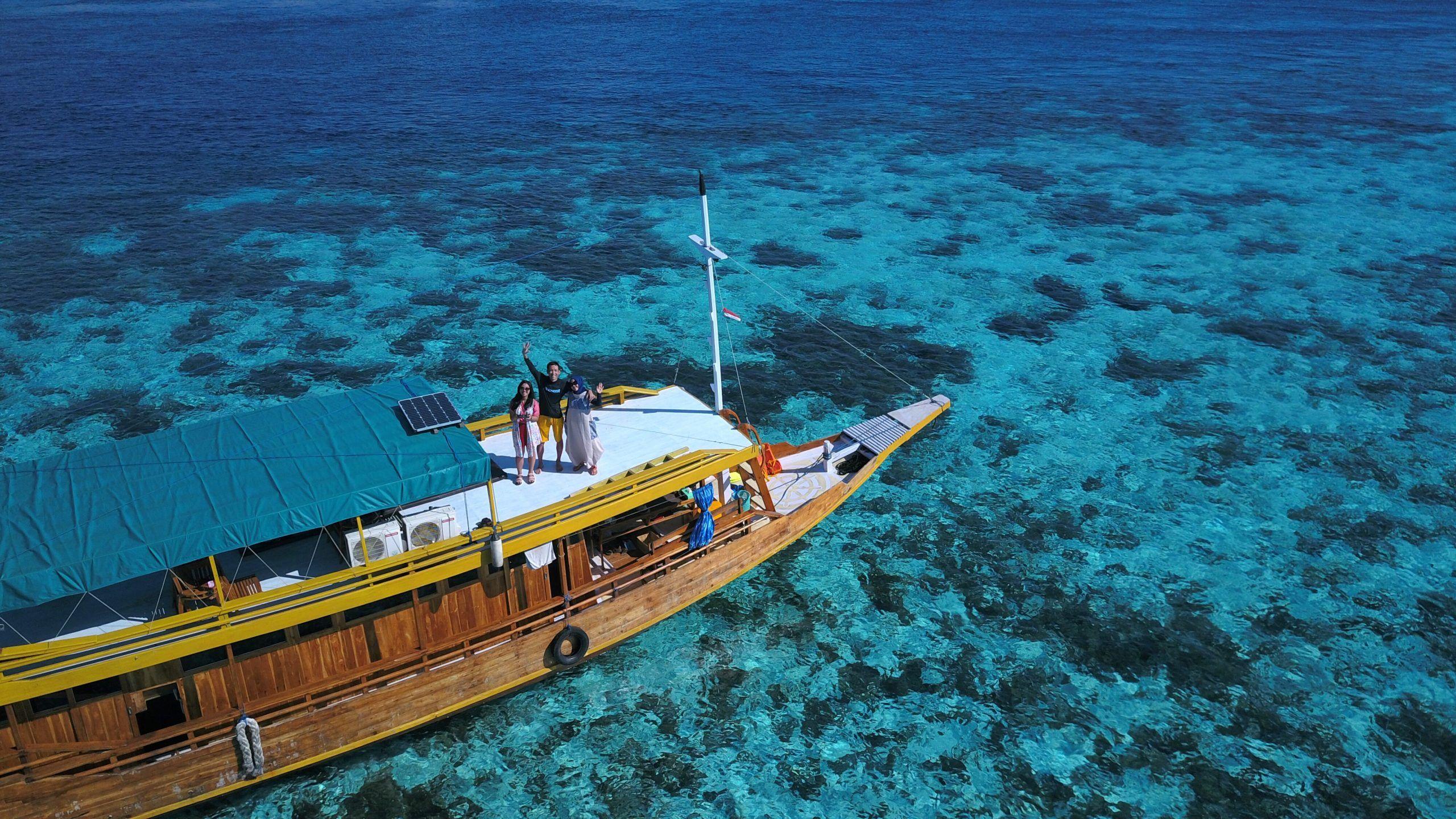 Labuan Bajo Wallpapers - Top Free Labuan Bajo Backgrounds - WallpaperAccess