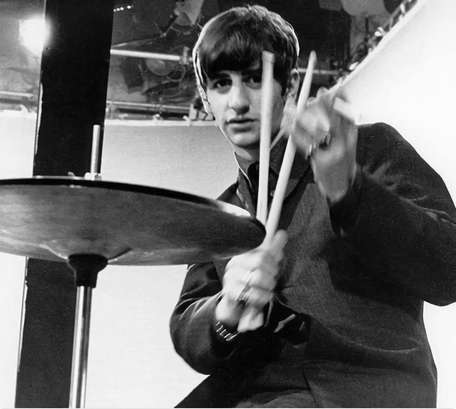 Ringo Starr Wallpapers - Top Free Ringo Starr Backgrounds - WallpaperAccess