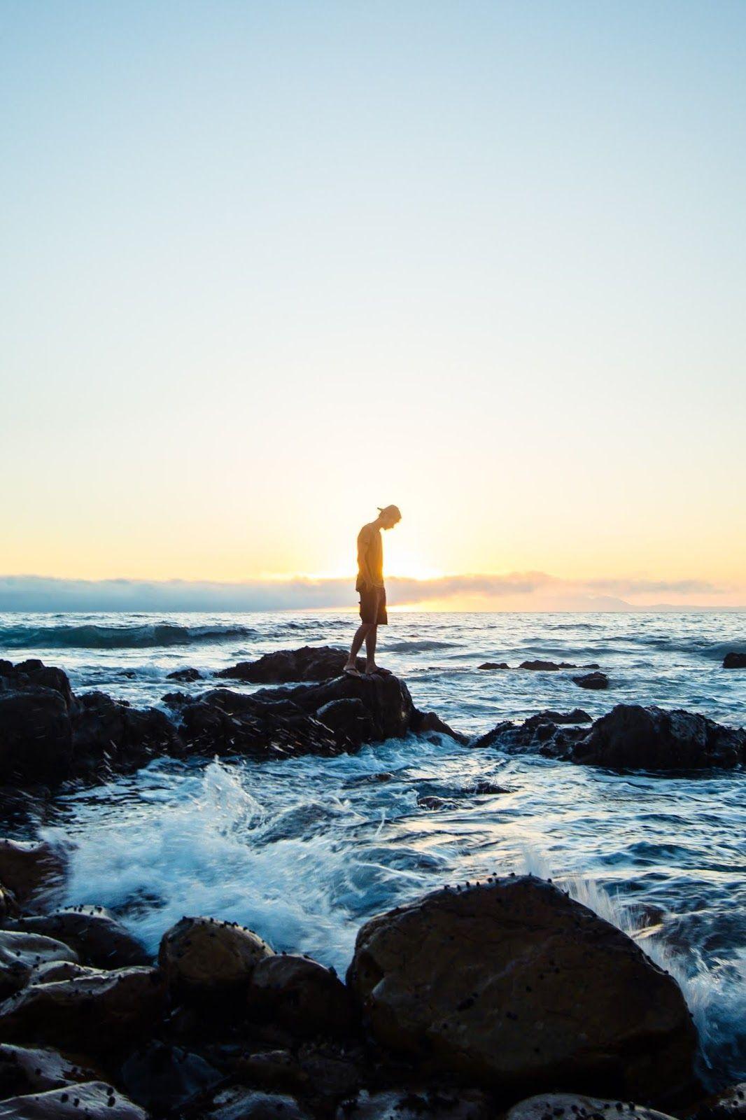 1066x1600 Alone Boy Image Full HD