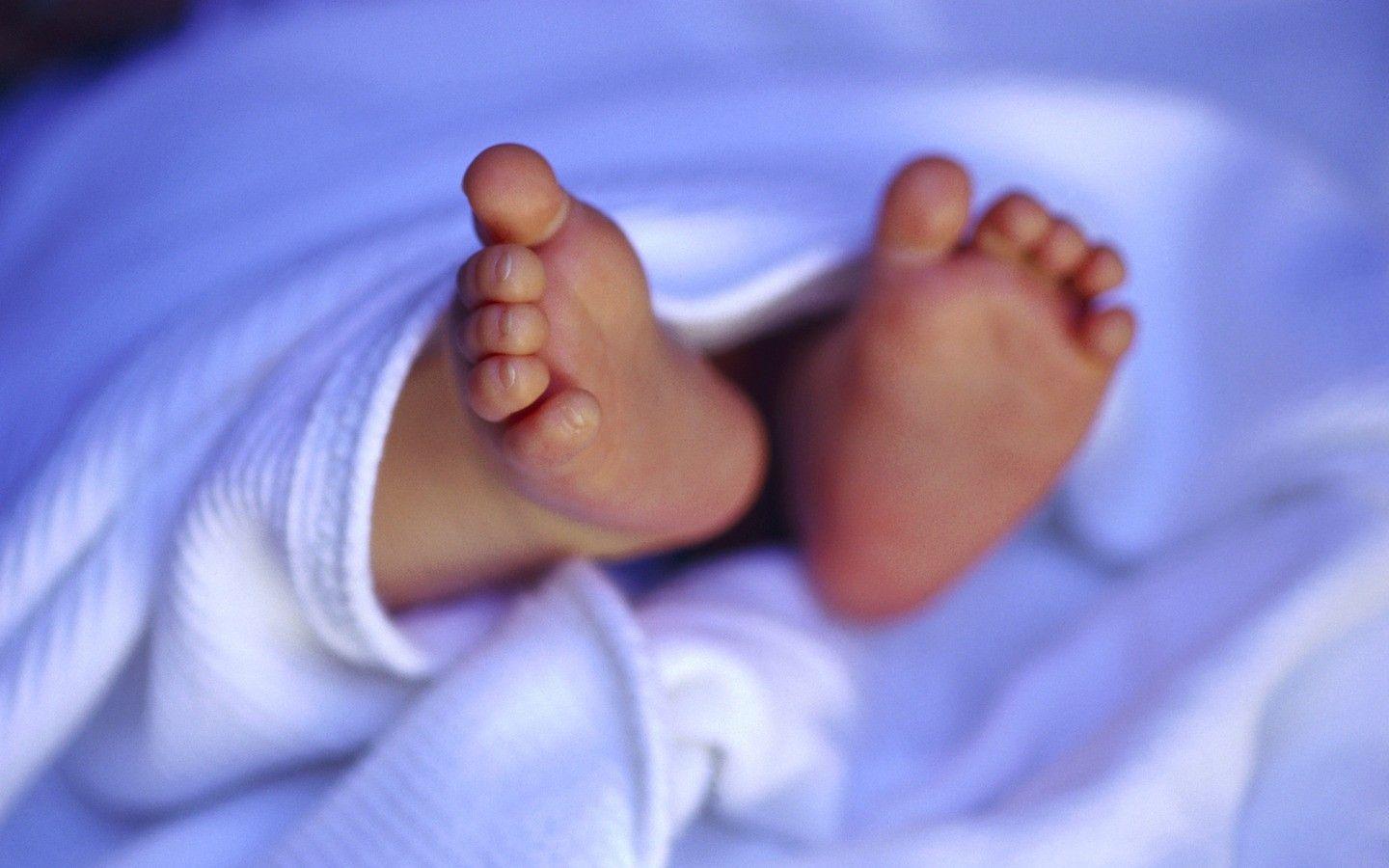 Baby Feet Wallpapers Top Free Baby Feet Backgrounds WallpaperAccess