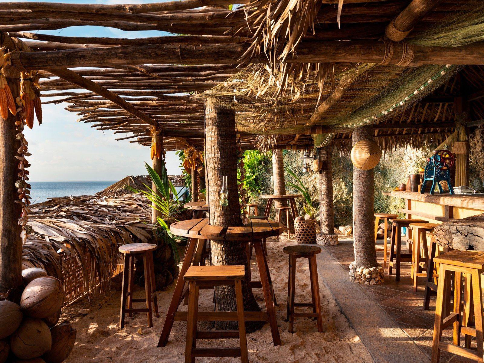 1600x1200 Tiki Bar Wallpaper