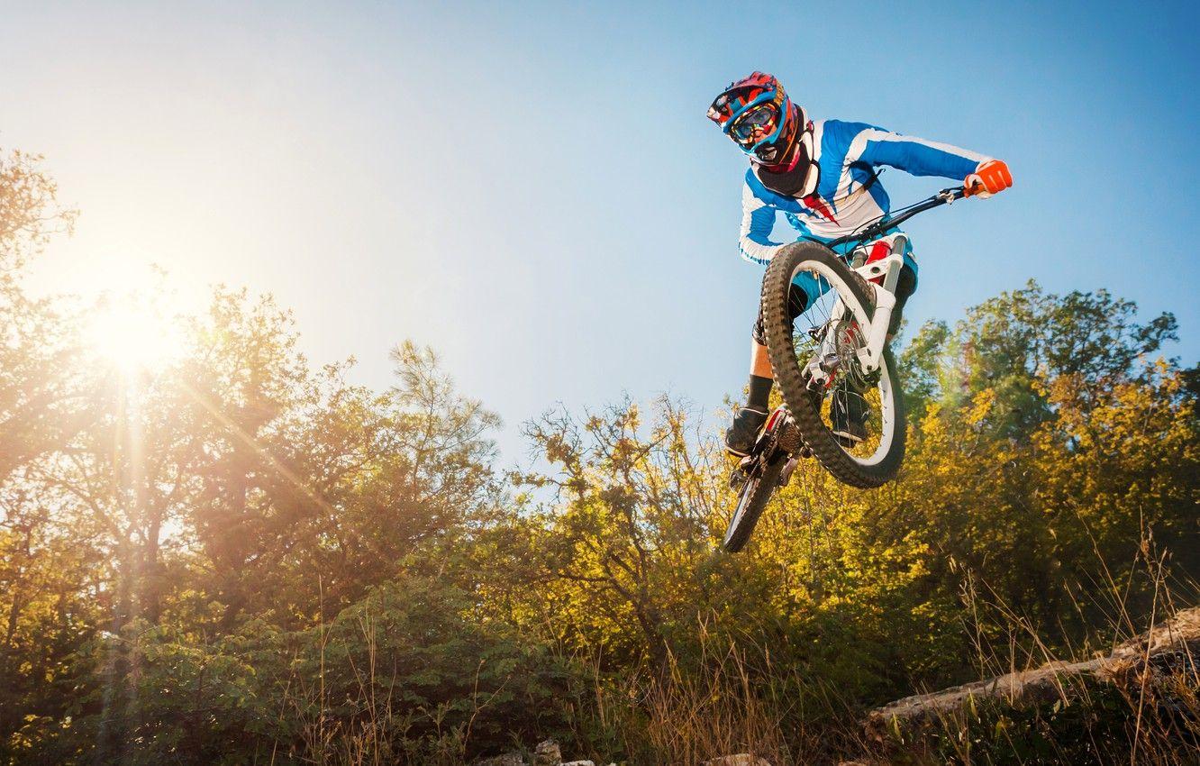 1332x850 Wallpaper The sky, Sport, Jump, Helmet, Bike, Uniform image for desktop, section спорт