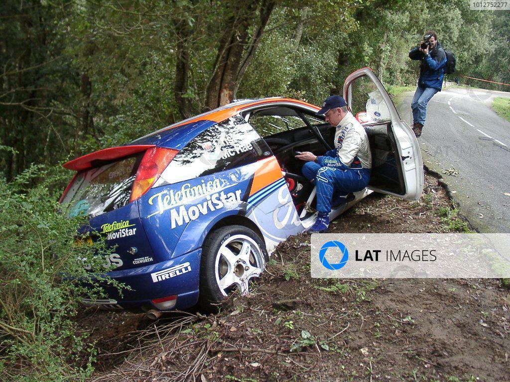 1024x768 World Rally Championship Inmarsat Corsica Rally, 8th 10th March 2002. The Wreckage Of Colin McRae's Ford Focus WRC. Photo: Early LAT Ref: 9mb Digital Image Only World Rally Championship