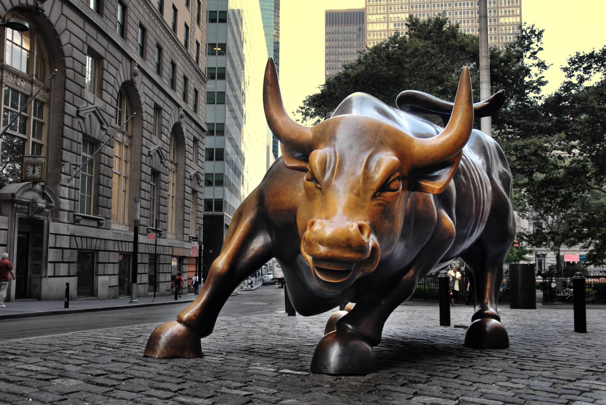 1956x1309 Wall Street Bull Desktop Wallpaper