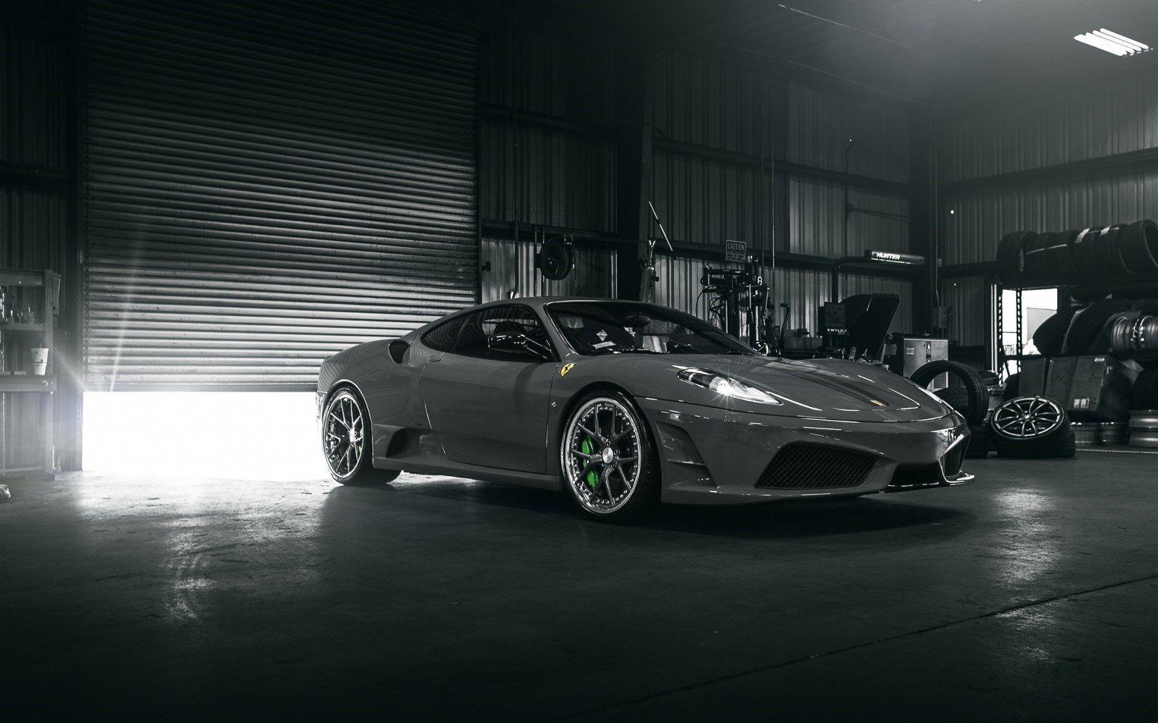 1680x1050 Car Garage Wallpaper