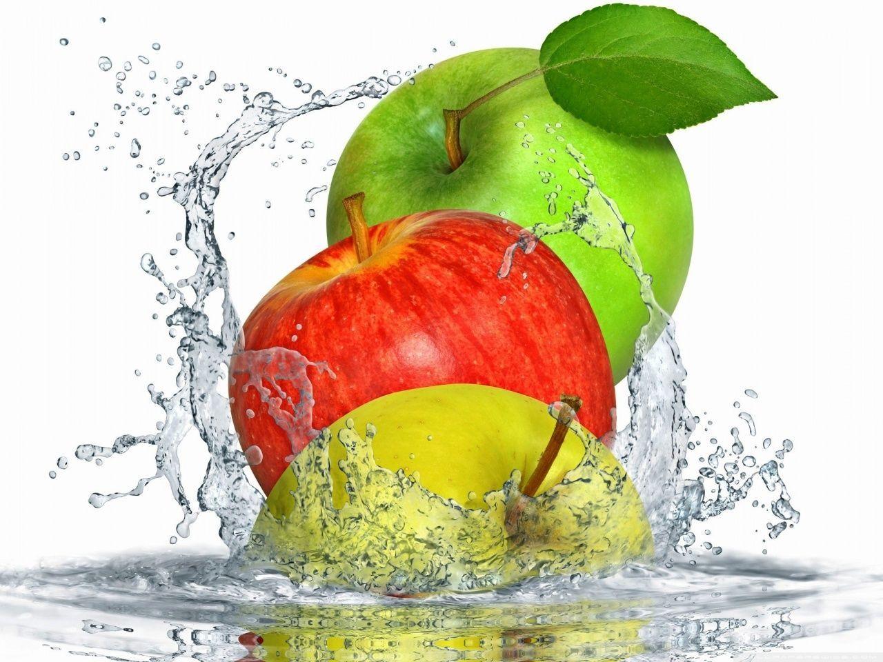 1280x960 Pineapple Water Splash Wallpaper