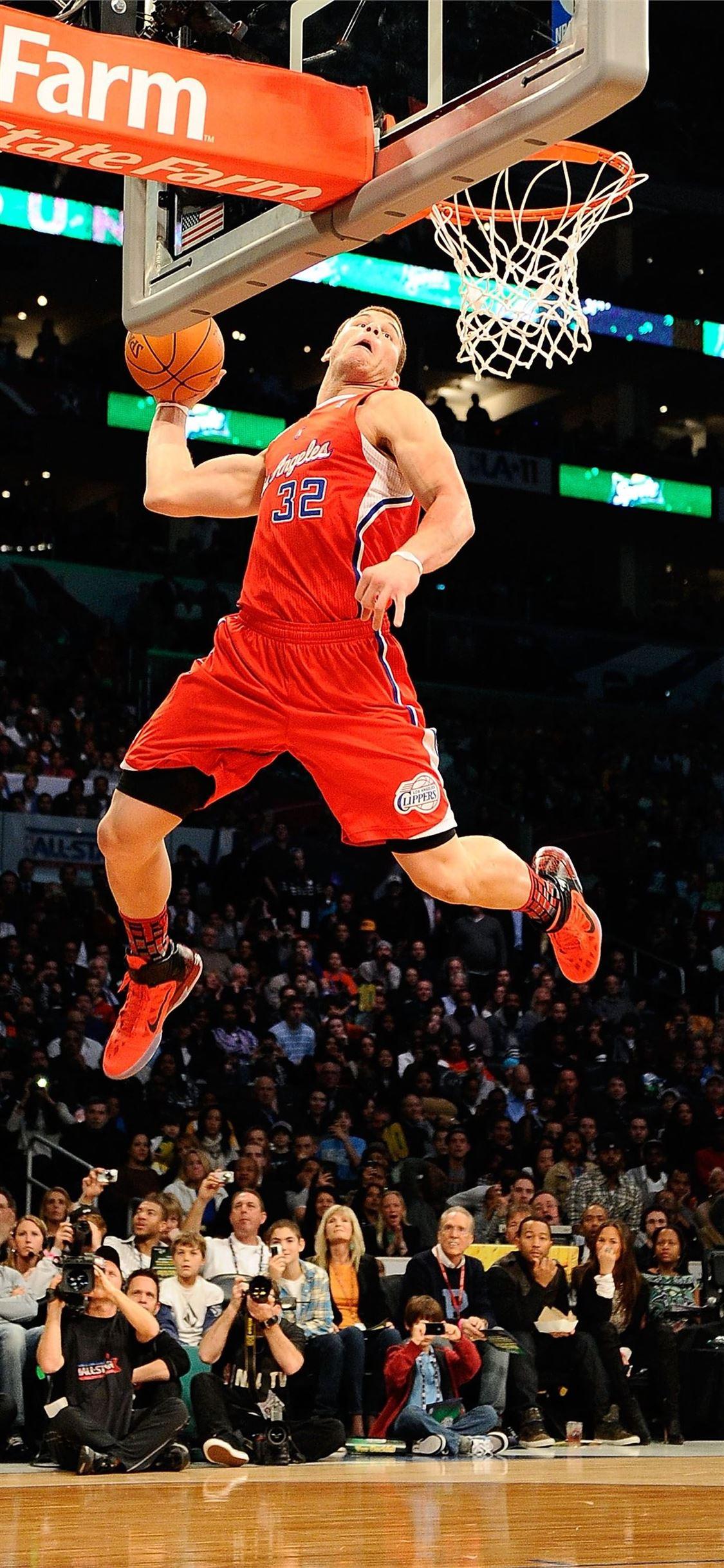 1125x2436 Blake Griffin iPhone X Wallpaper Free Download