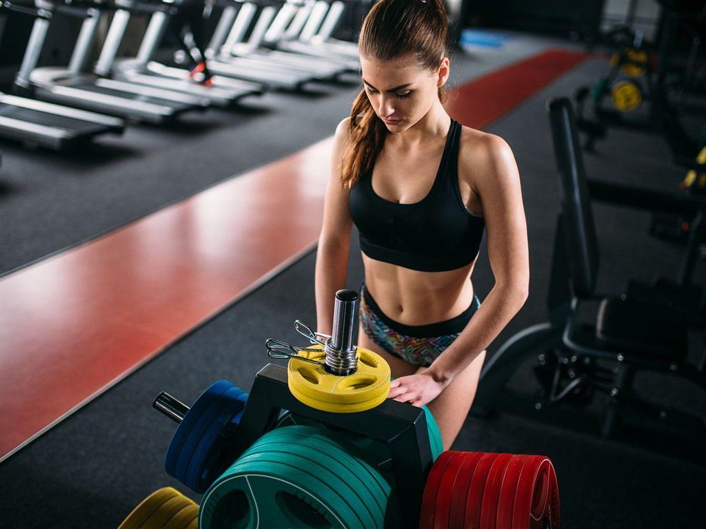 1024x768 Wallpaper Fitness girl, gym 5120x2880 UHD 5K Picture, Image