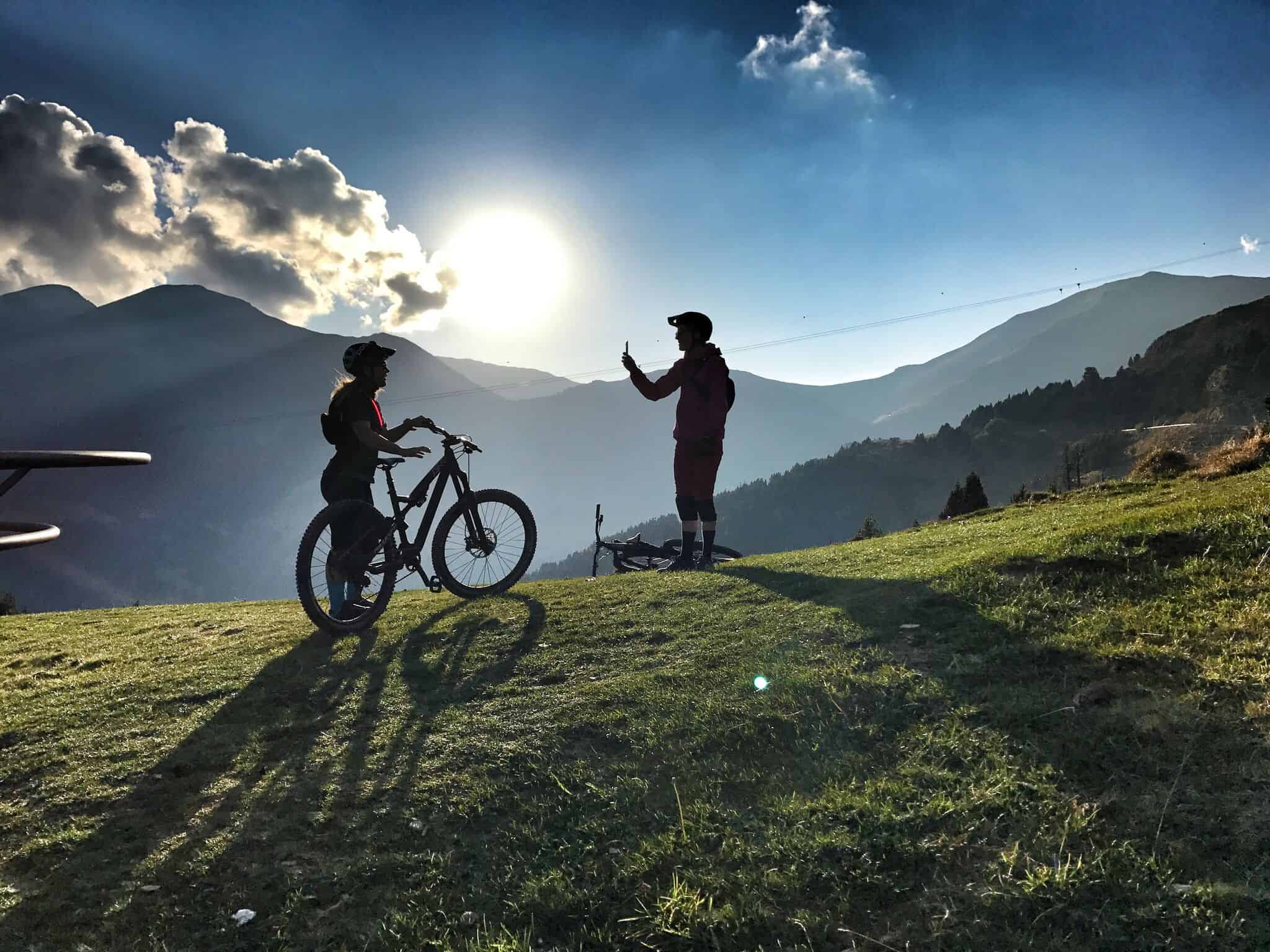 2048x1536 MTB enduro holidays with a guide in Andorra for cycling enthusiasts