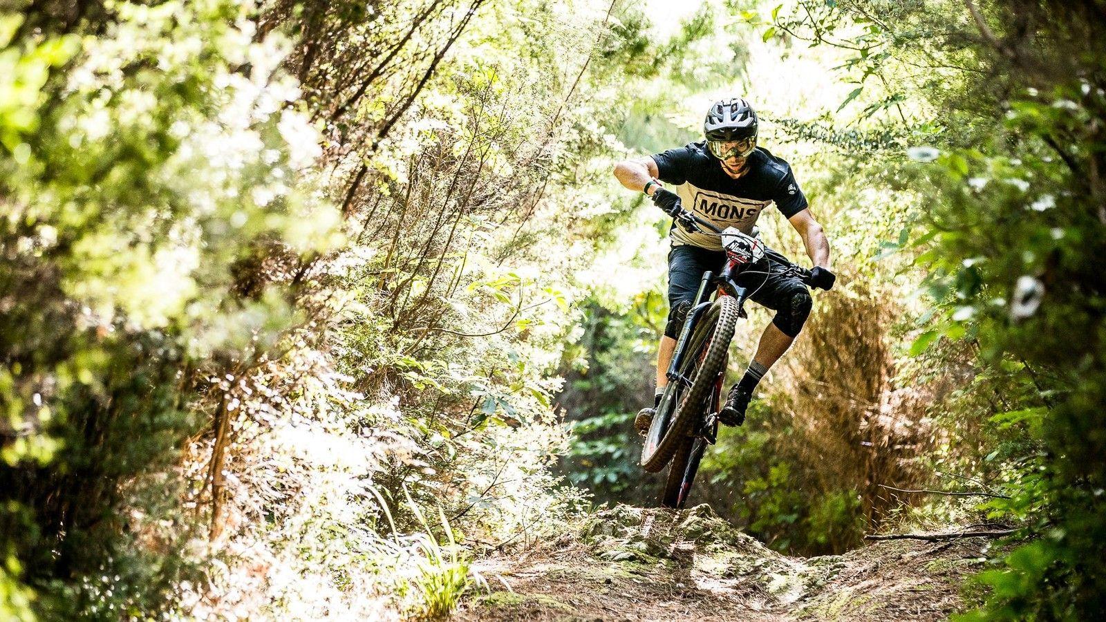 1600x900 Wild and Windy in Whites Bay: Day One NZ Enduro Bikes News Stories